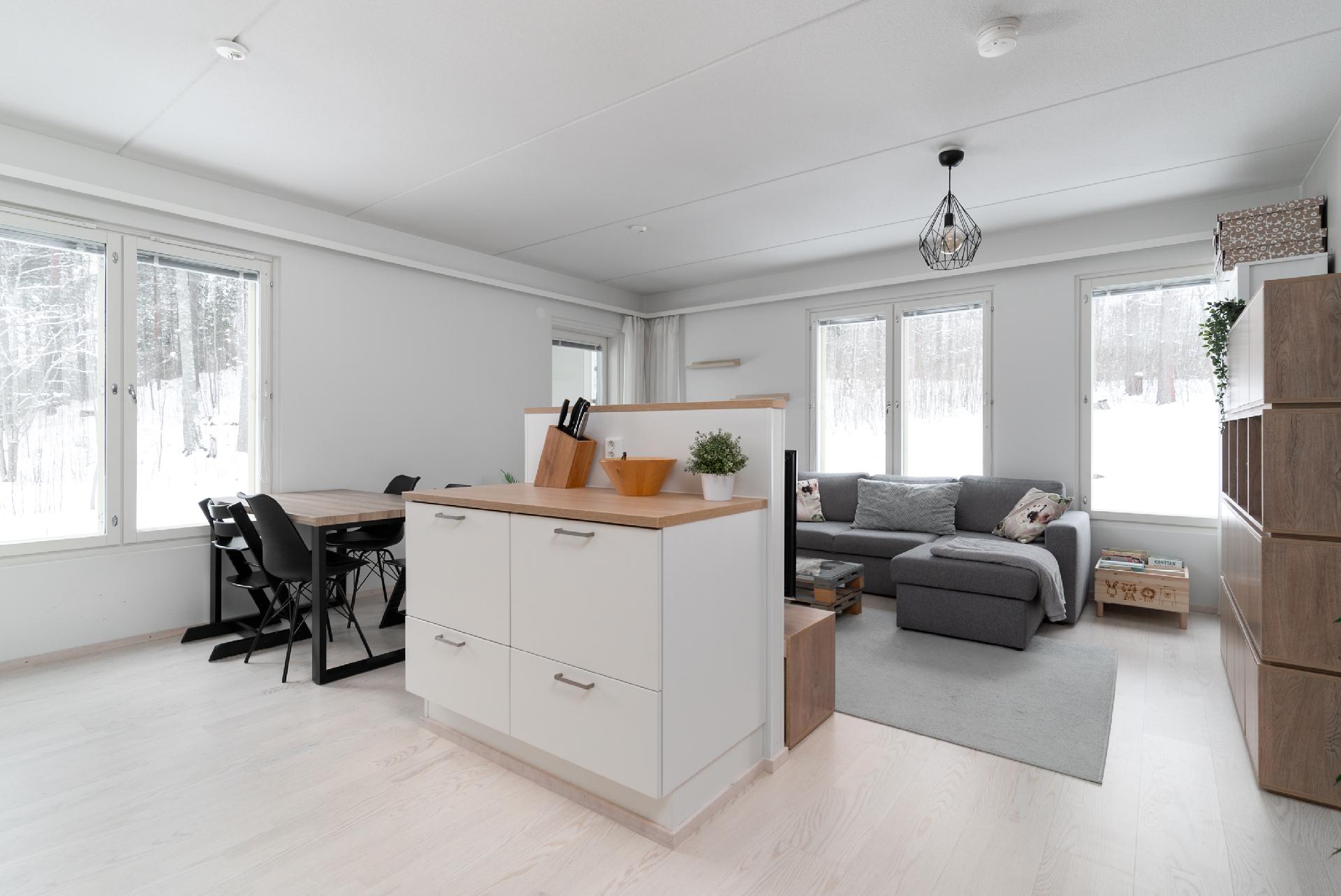 Keittiössä saareke