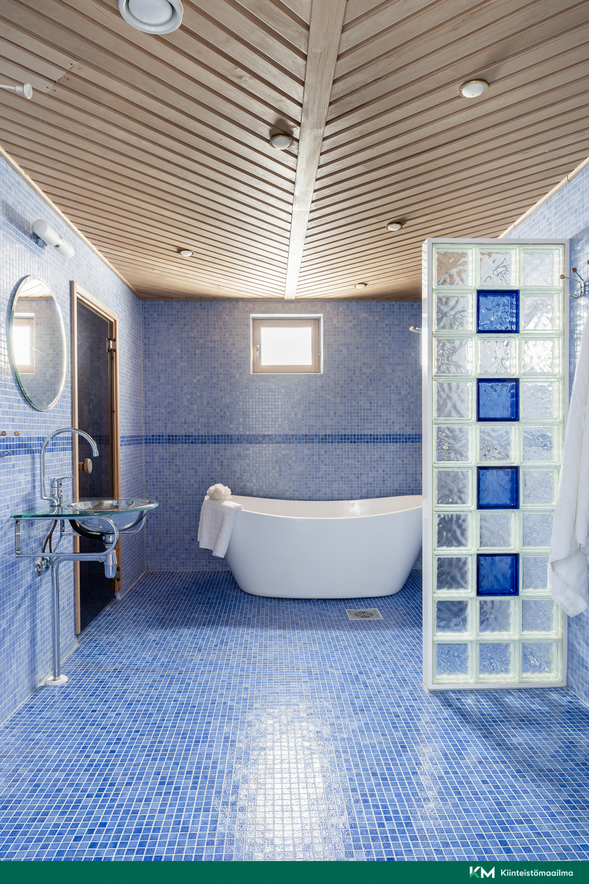kylpyhuone/sauna