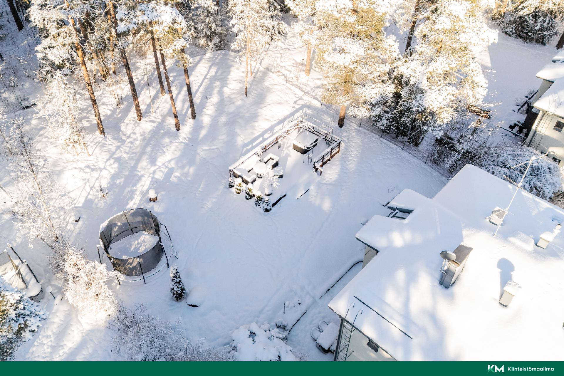 pihalla n. 40m2 terassi