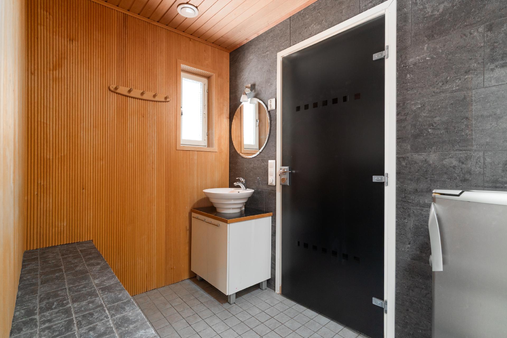 Kurrentie 3, Riihiniemi, Muurame