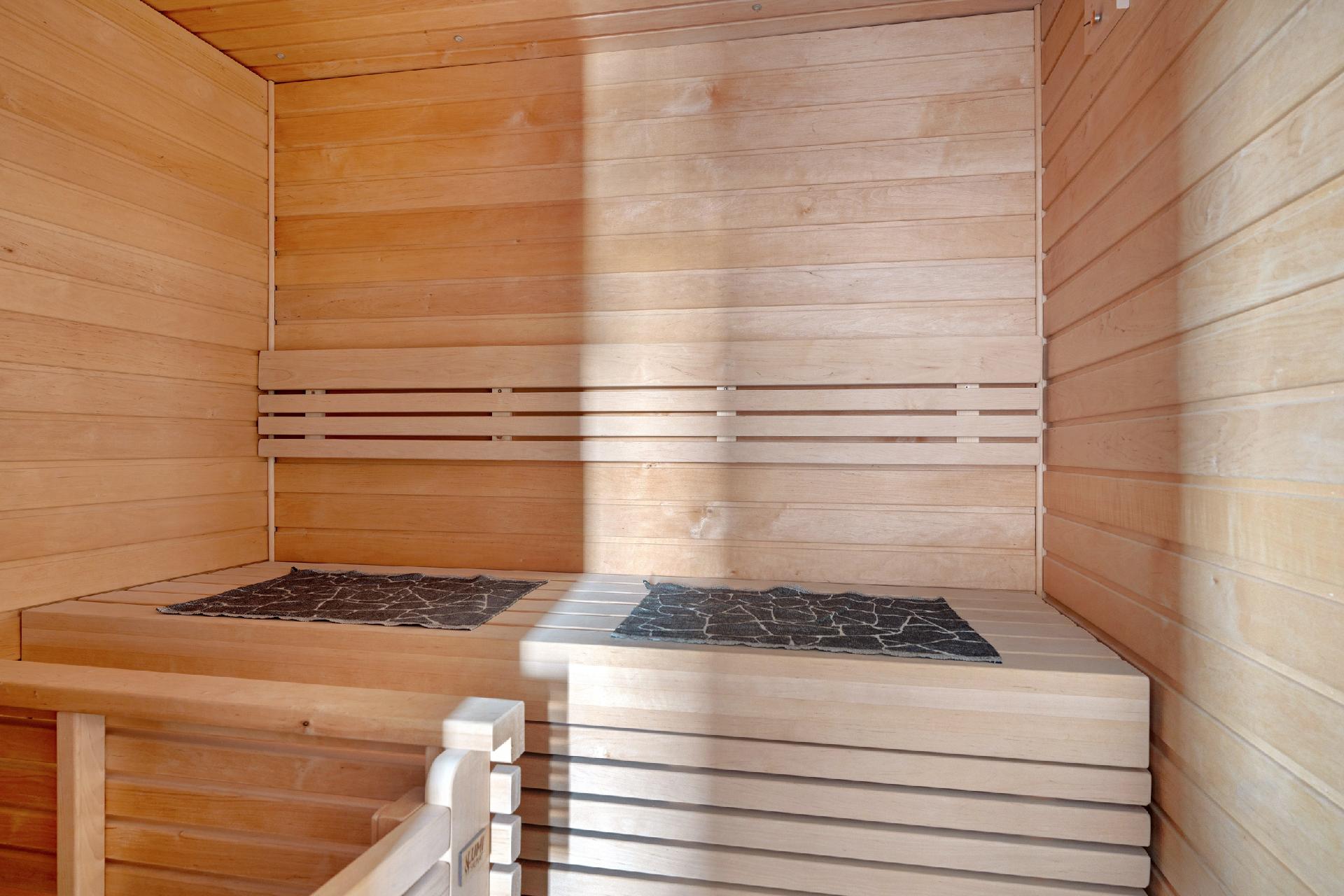 Komeetankuja 1, Olari, Espoo