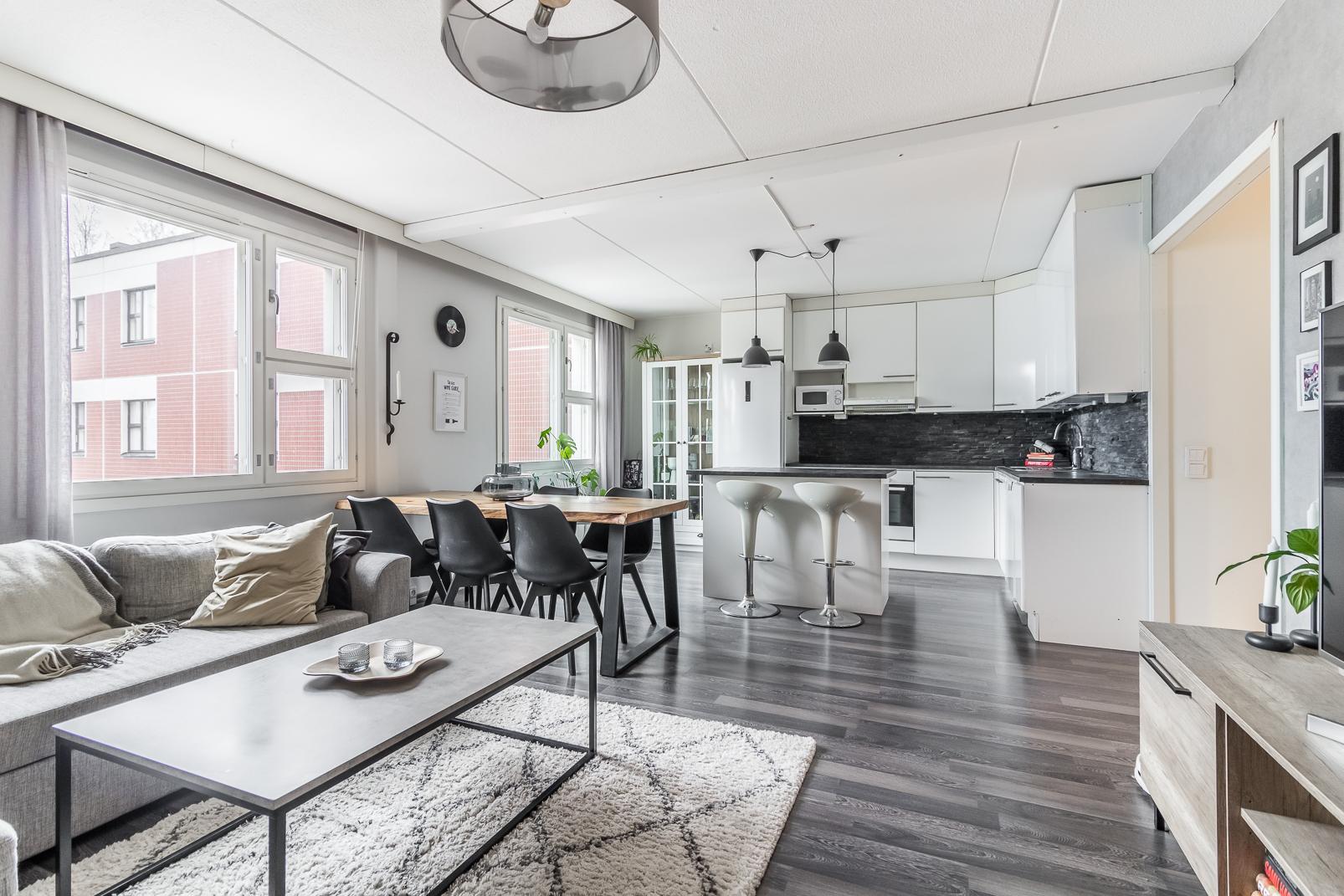 Kruunaajanpolku 3, Tapulikaupunki, Helsinki