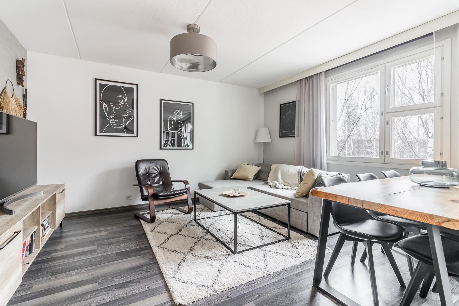 Kruunaajanpolku 3, Tapulikaupunki, Helsinki