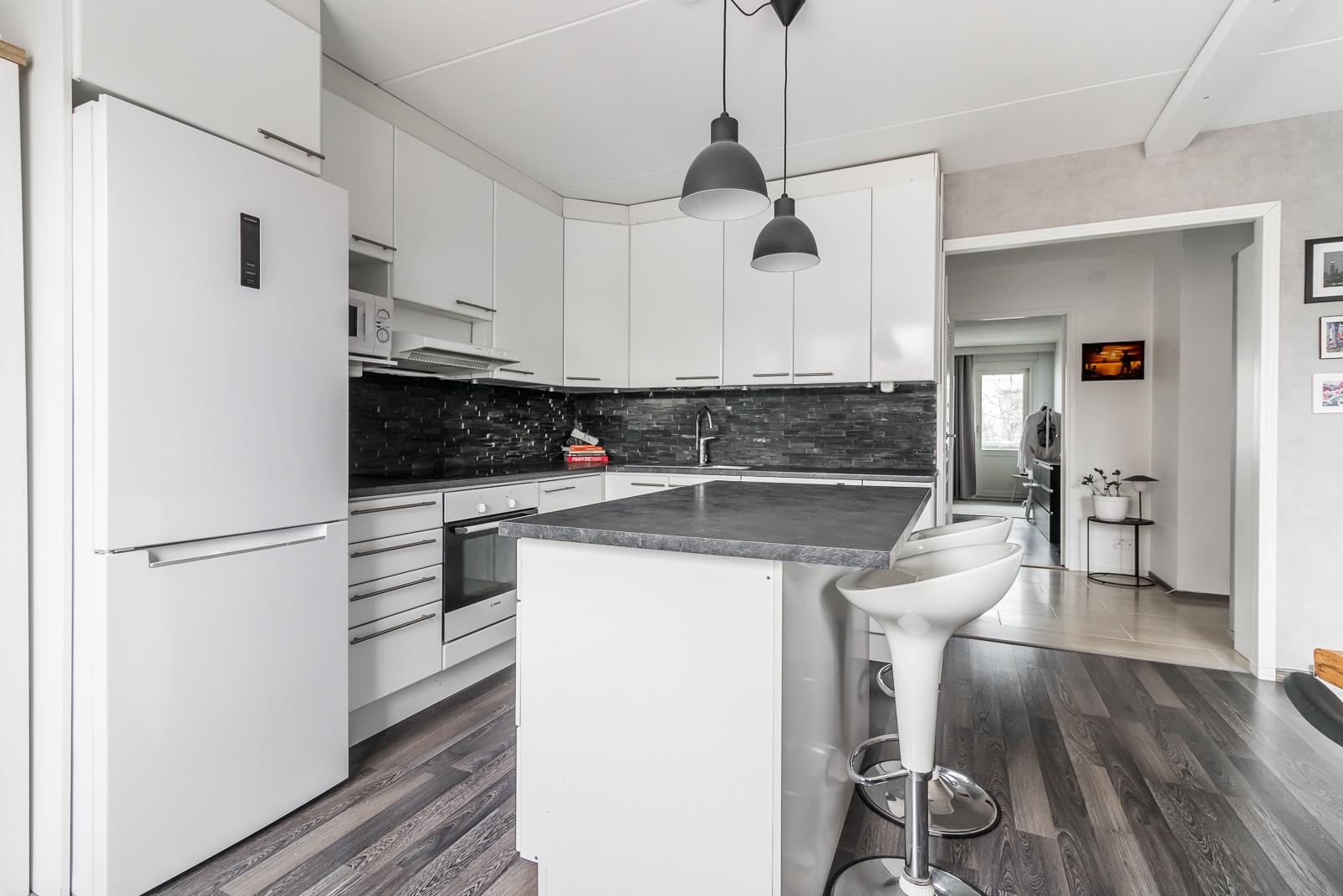 Kruunaajanpolku 3, Tapulikaupunki, Helsinki