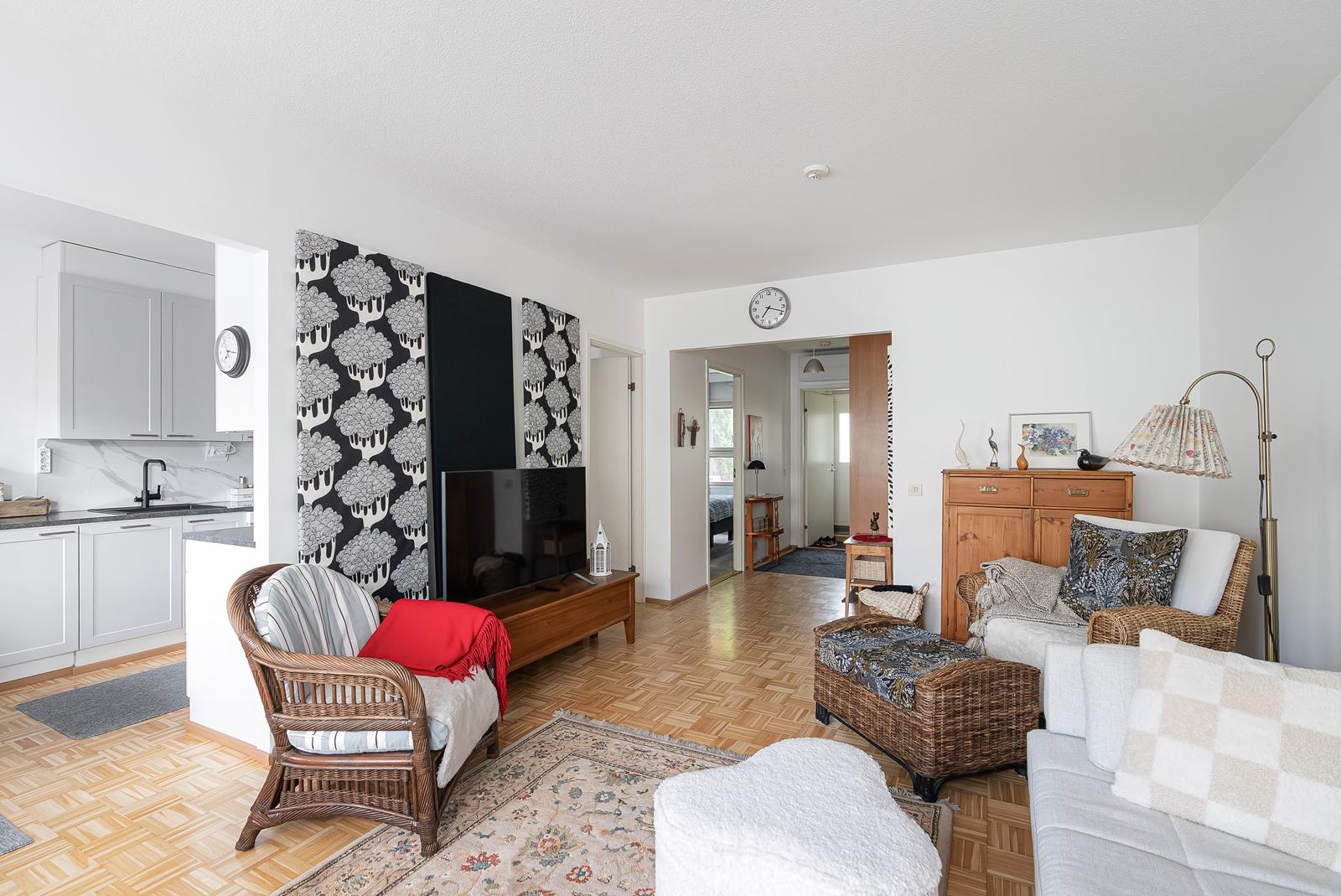 Lupiinikatu 15, Kyrölä, Järvenpää