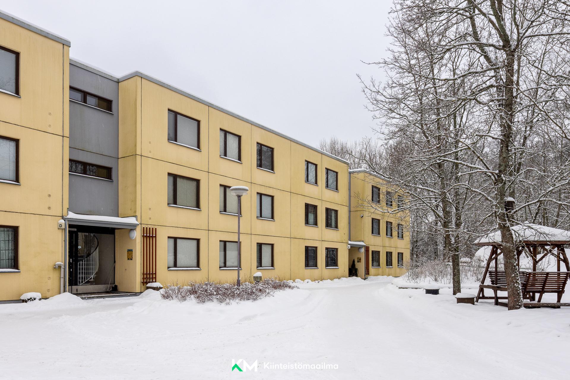 Salpausseläntie 4-8, Pihlajisto, Helsinki