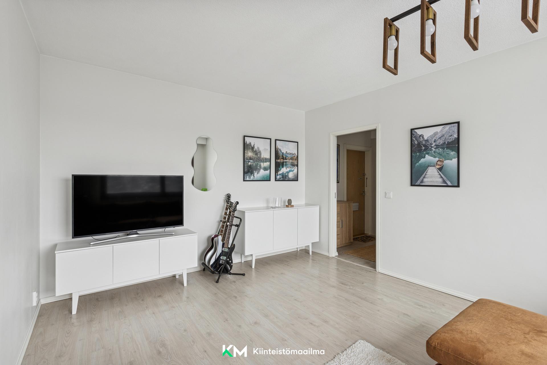 Salpausseläntie 4-8, Pihlajisto, Helsinki