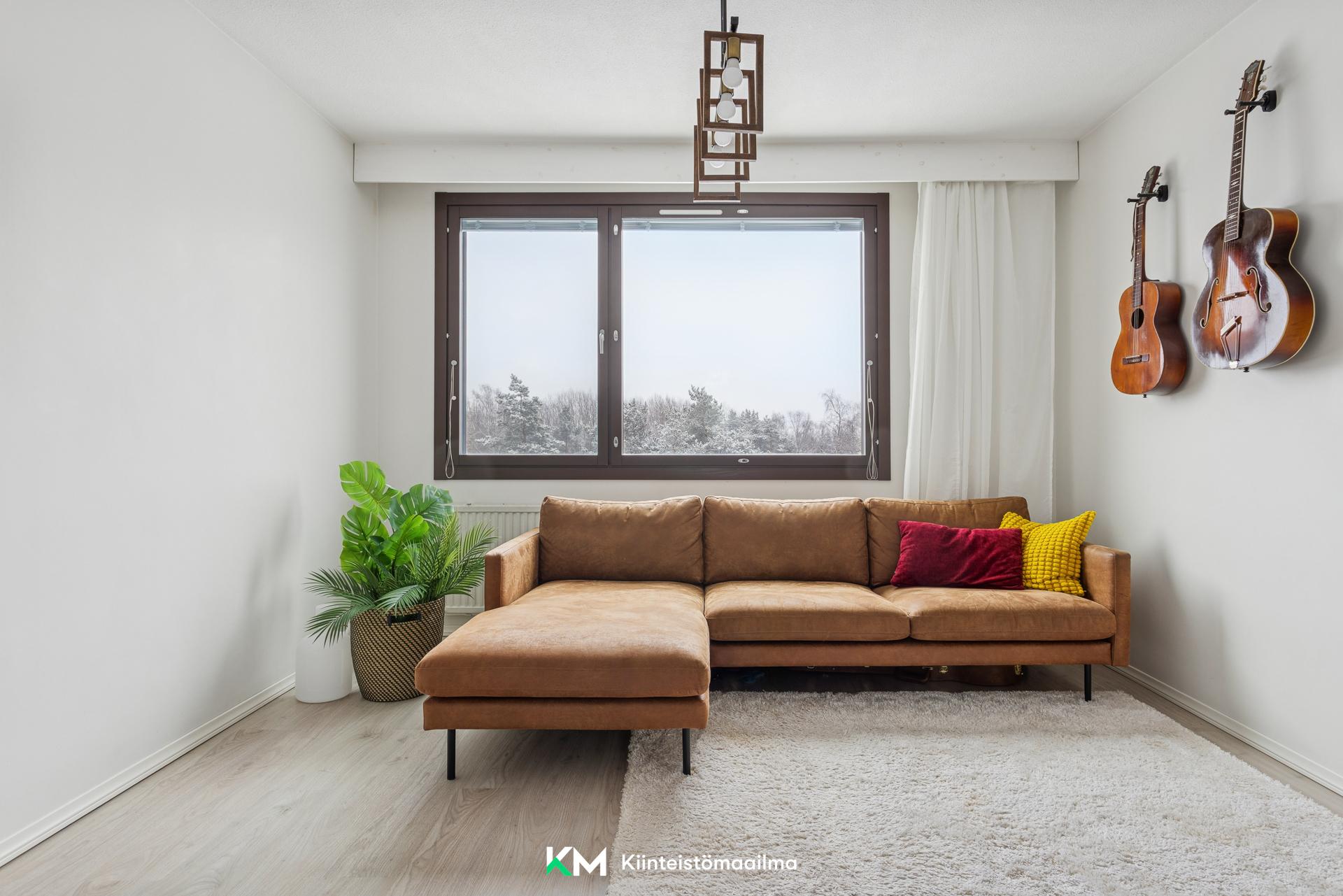 Salpausseläntie 4-8, Pihlajisto, Helsinki