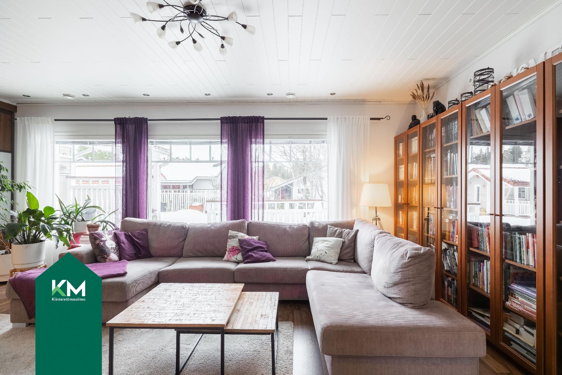 Kivirinne 7, Mussalo, Kotka