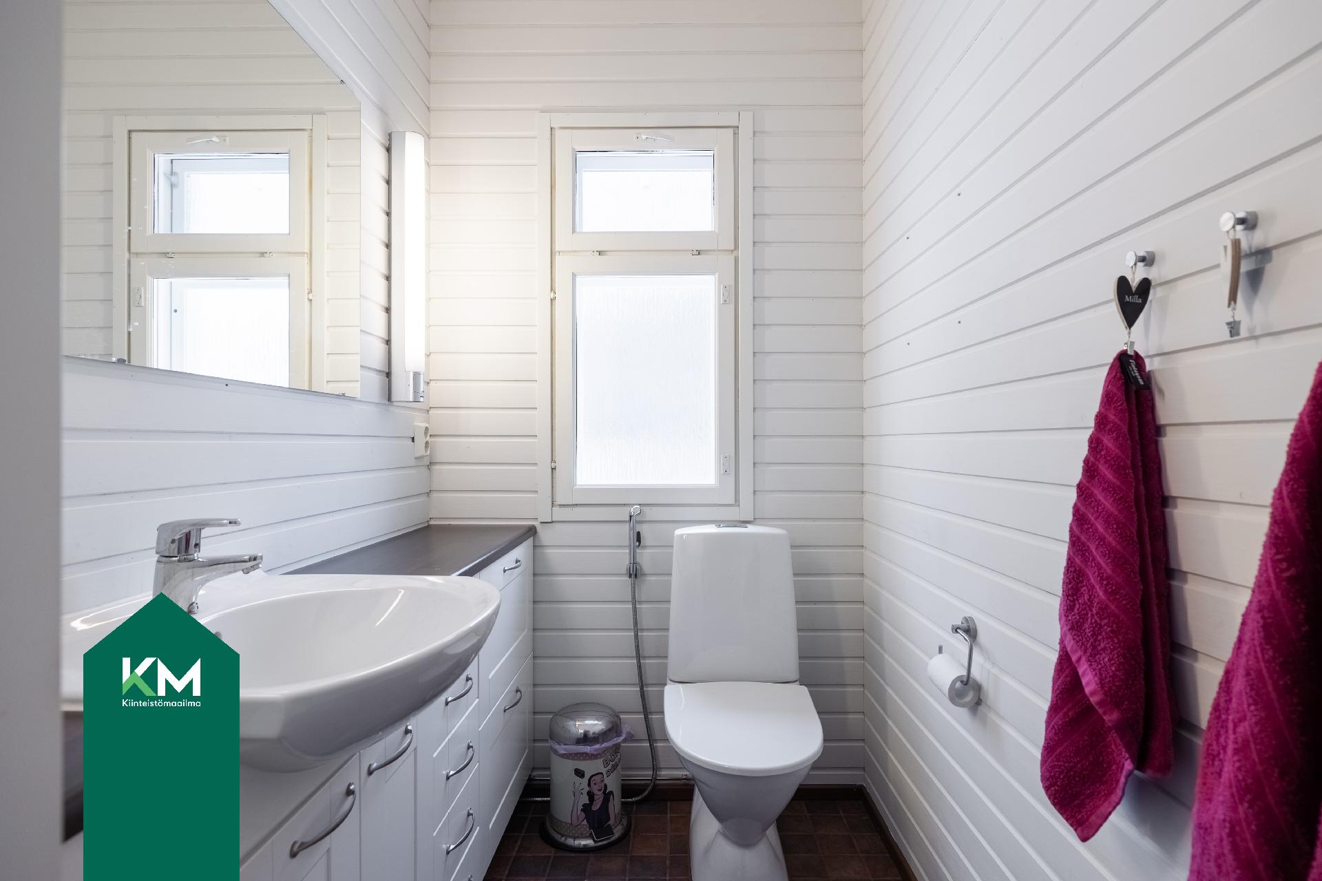 Kivirinne 7, Mussalo, Kotka