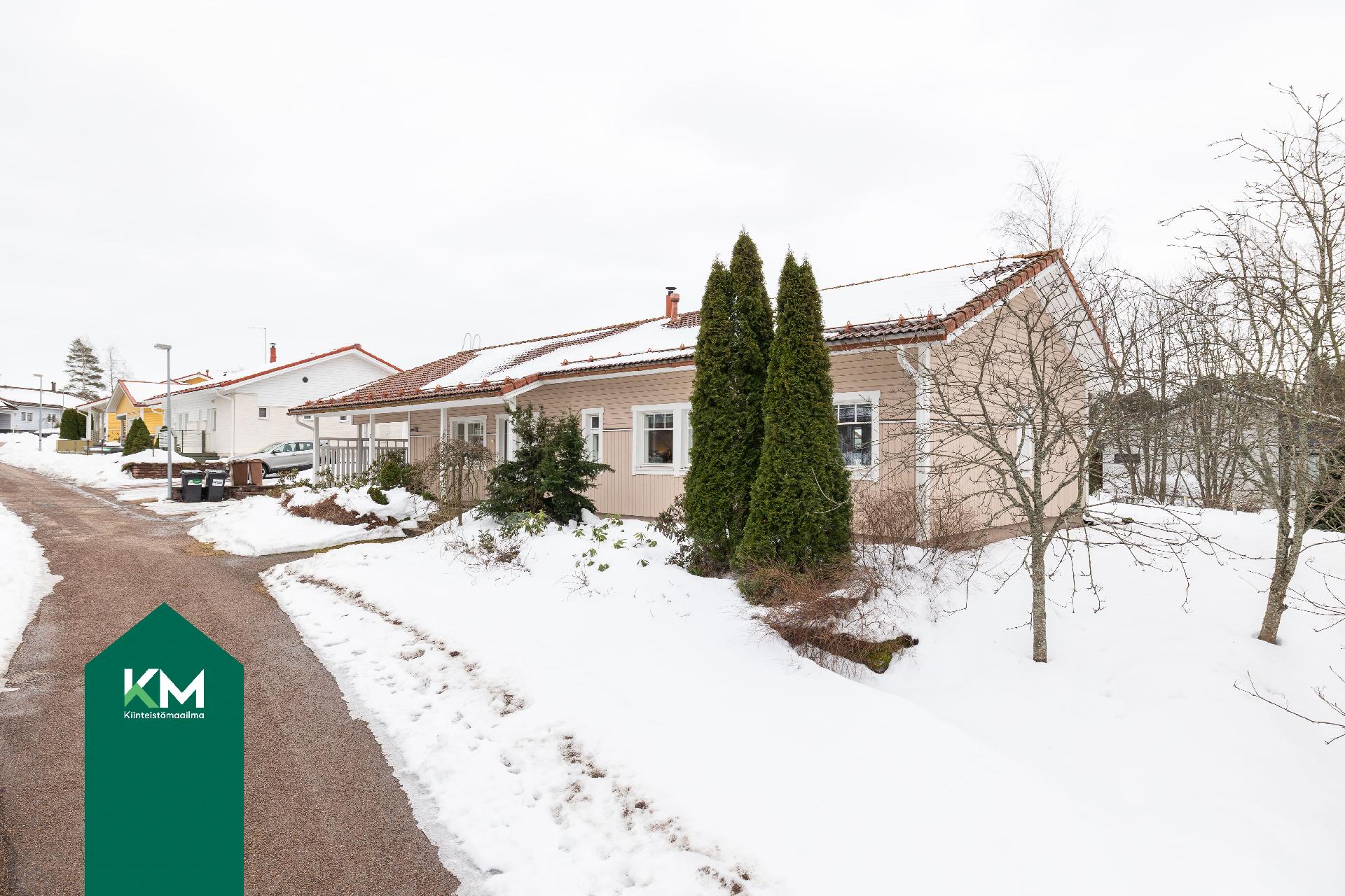 Kivirinne 7, Mussalo, Kotka