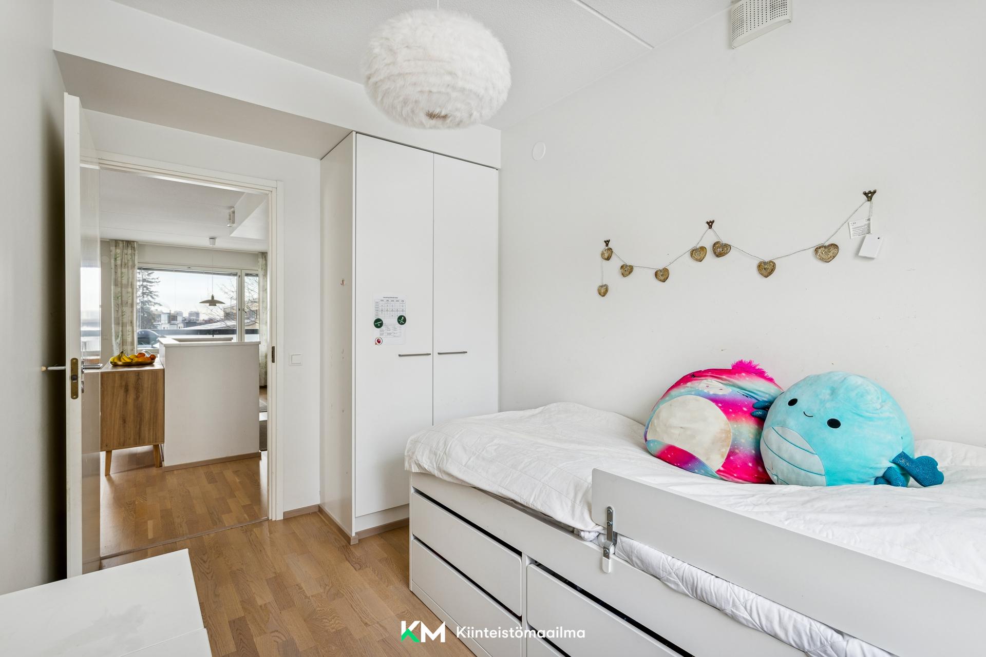 Nahkahousuntie 1, Lauttasaari, Helsinki