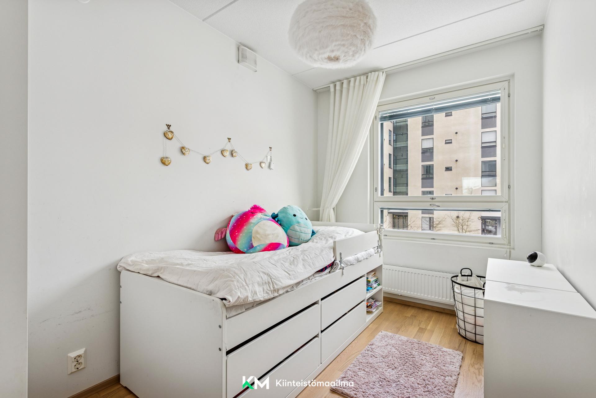 Nahkahousuntie 1, Lauttasaari, Helsinki