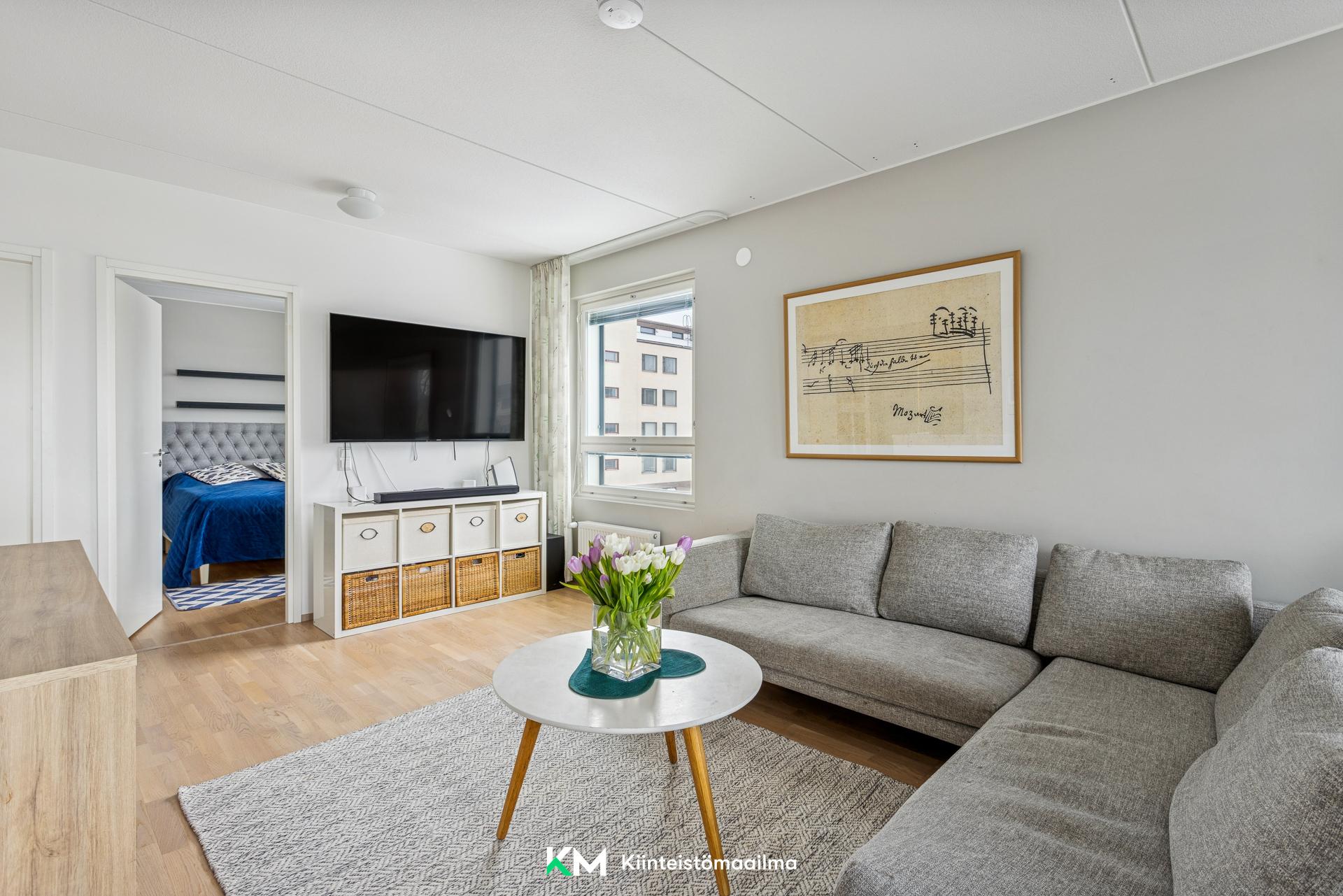 Nahkahousuntie 1, Lauttasaari, Helsinki