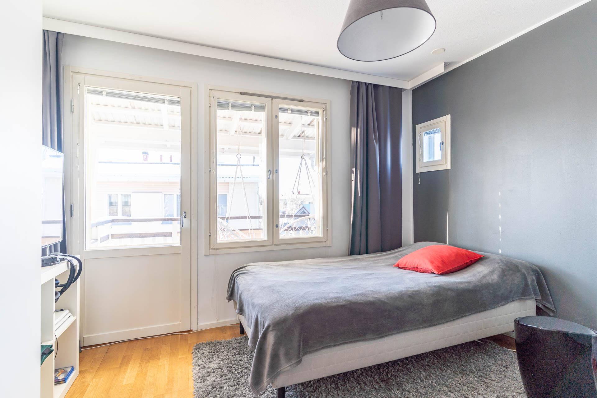 Hopeasepäntie 13, Nummela, Vihti