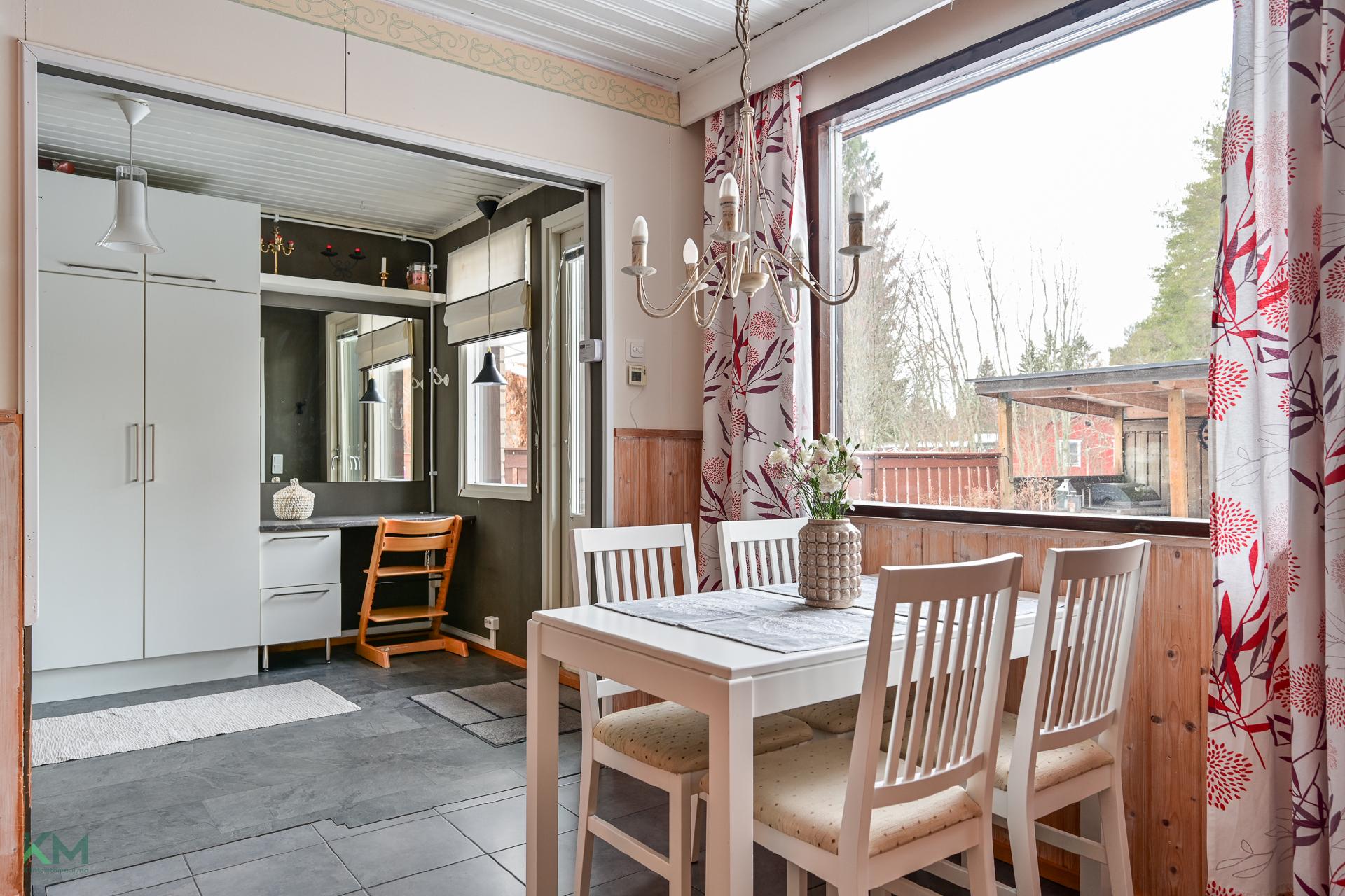 Kerrostie 2, Jääli, Oulu