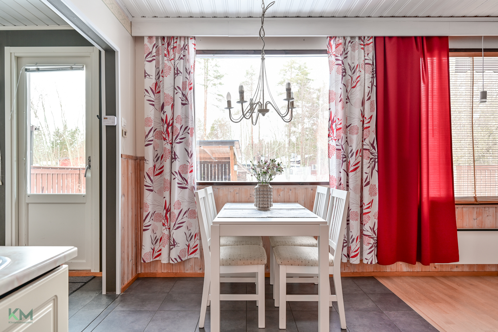 Kerrostie 2, Jääli, Oulu