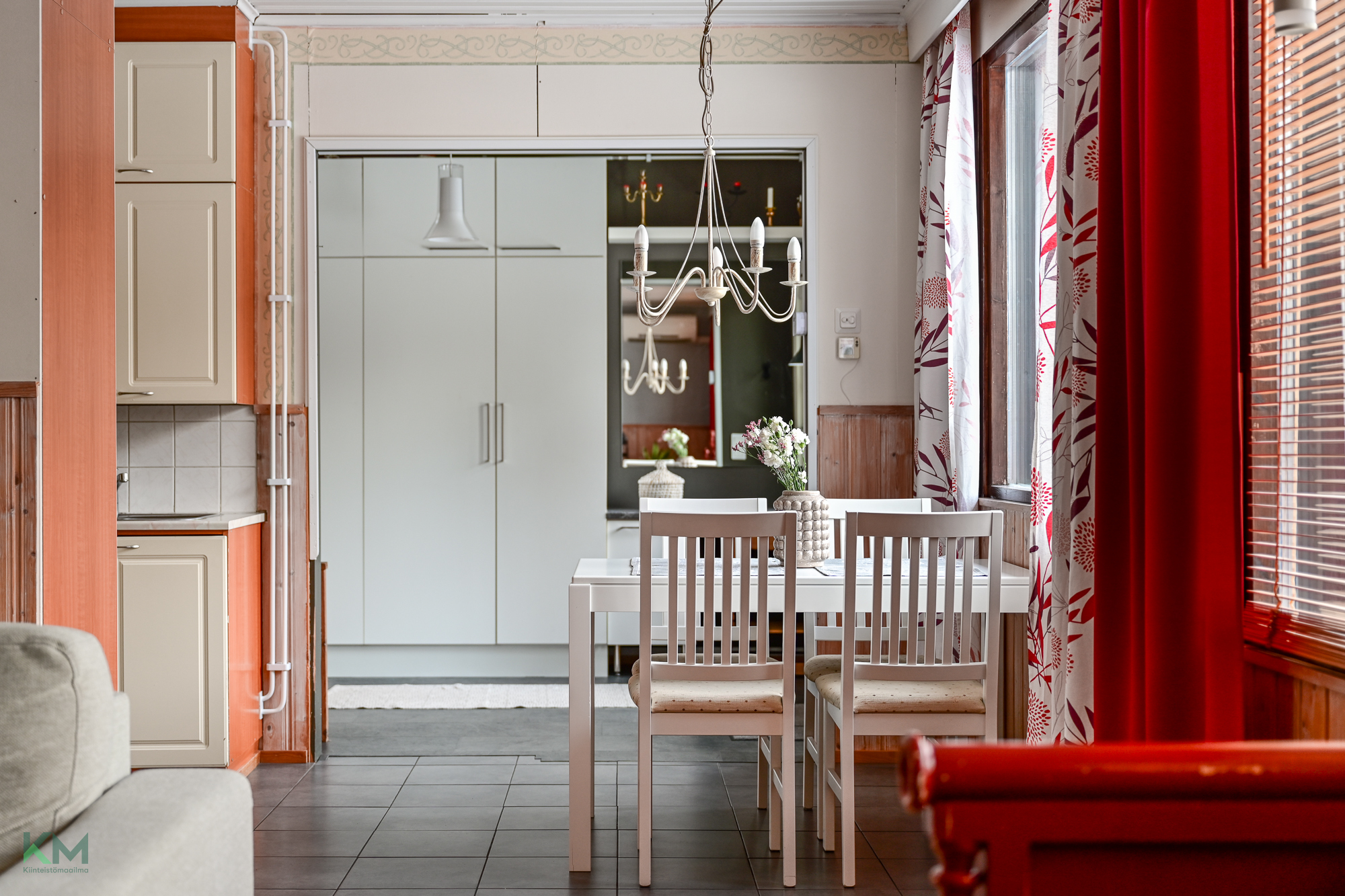 Kerrostie 2, Jääli, Oulu