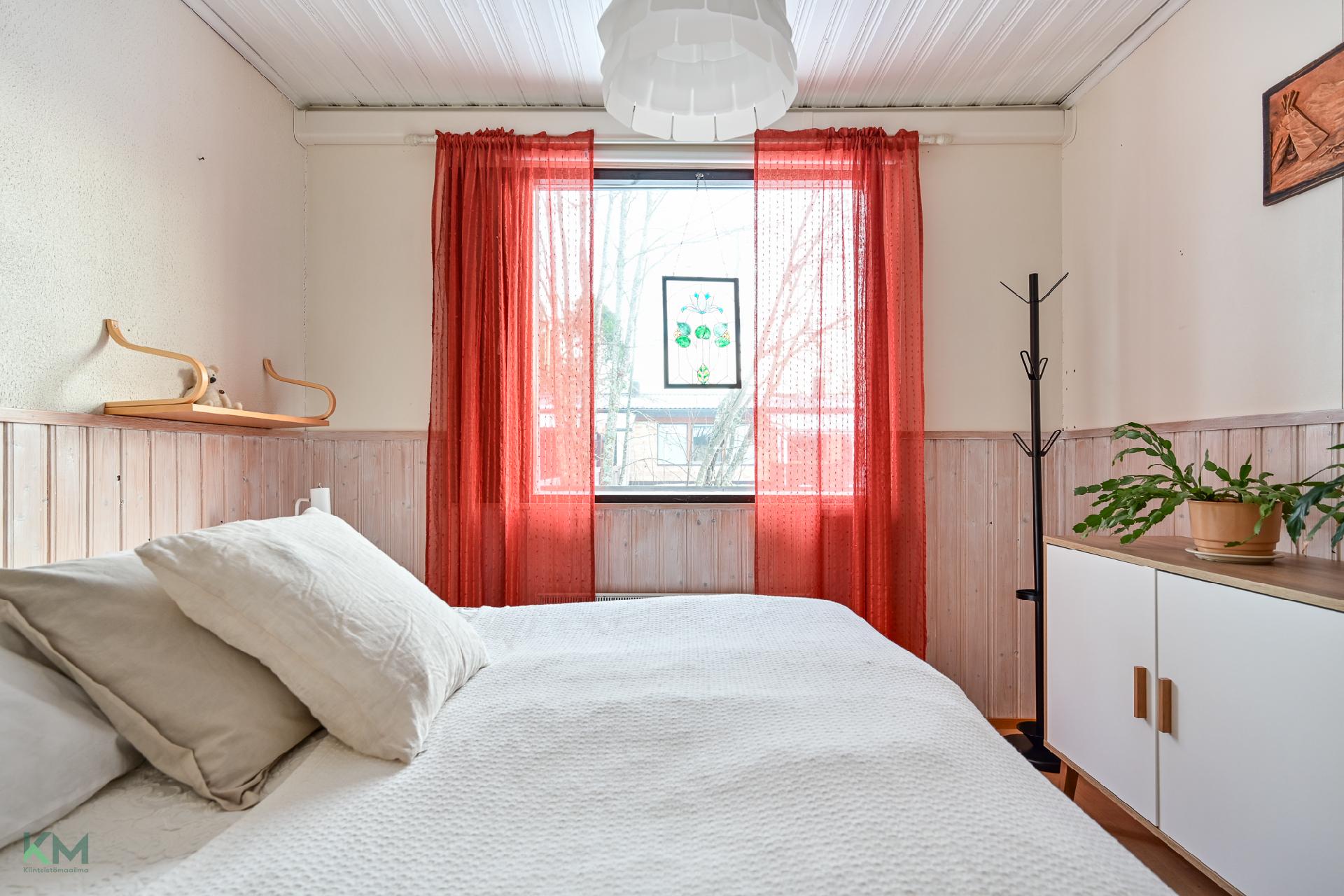 Kerrostie 2, Jääli, Oulu