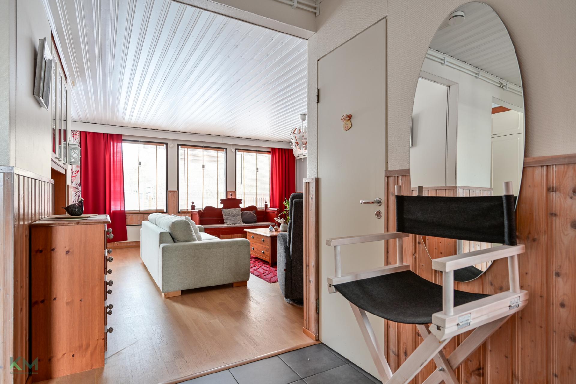 Kerrostie 2, Jääli, Oulu