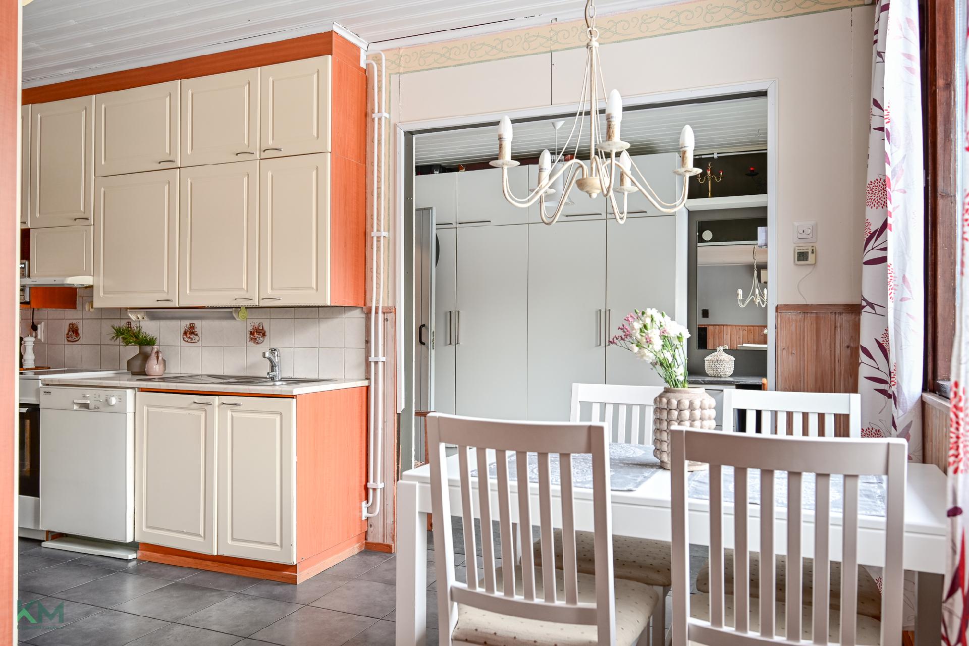 Kerrostie 2, Jääli, Oulu