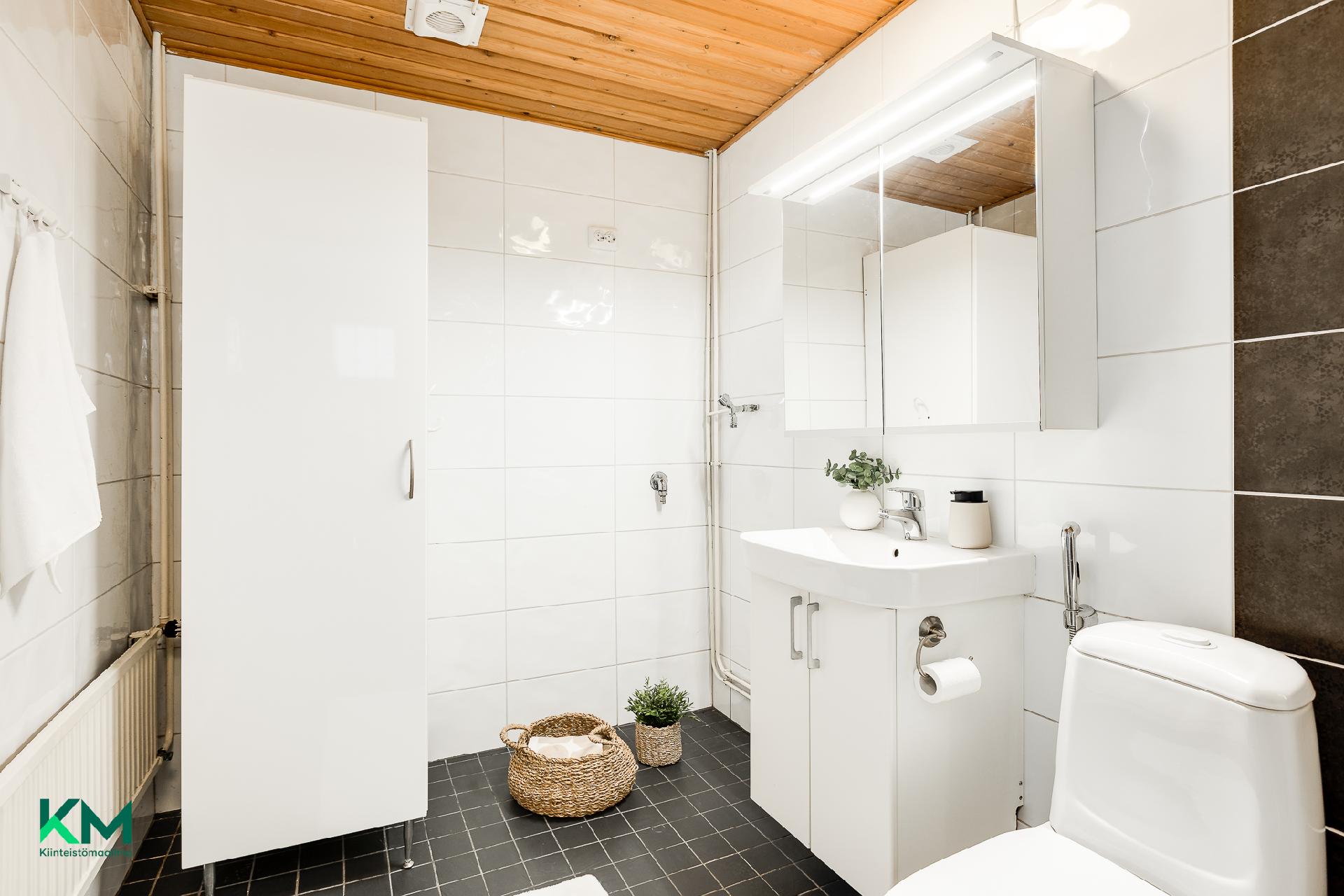 Tiilipellontie 5, Sarkkiranta, Kempele