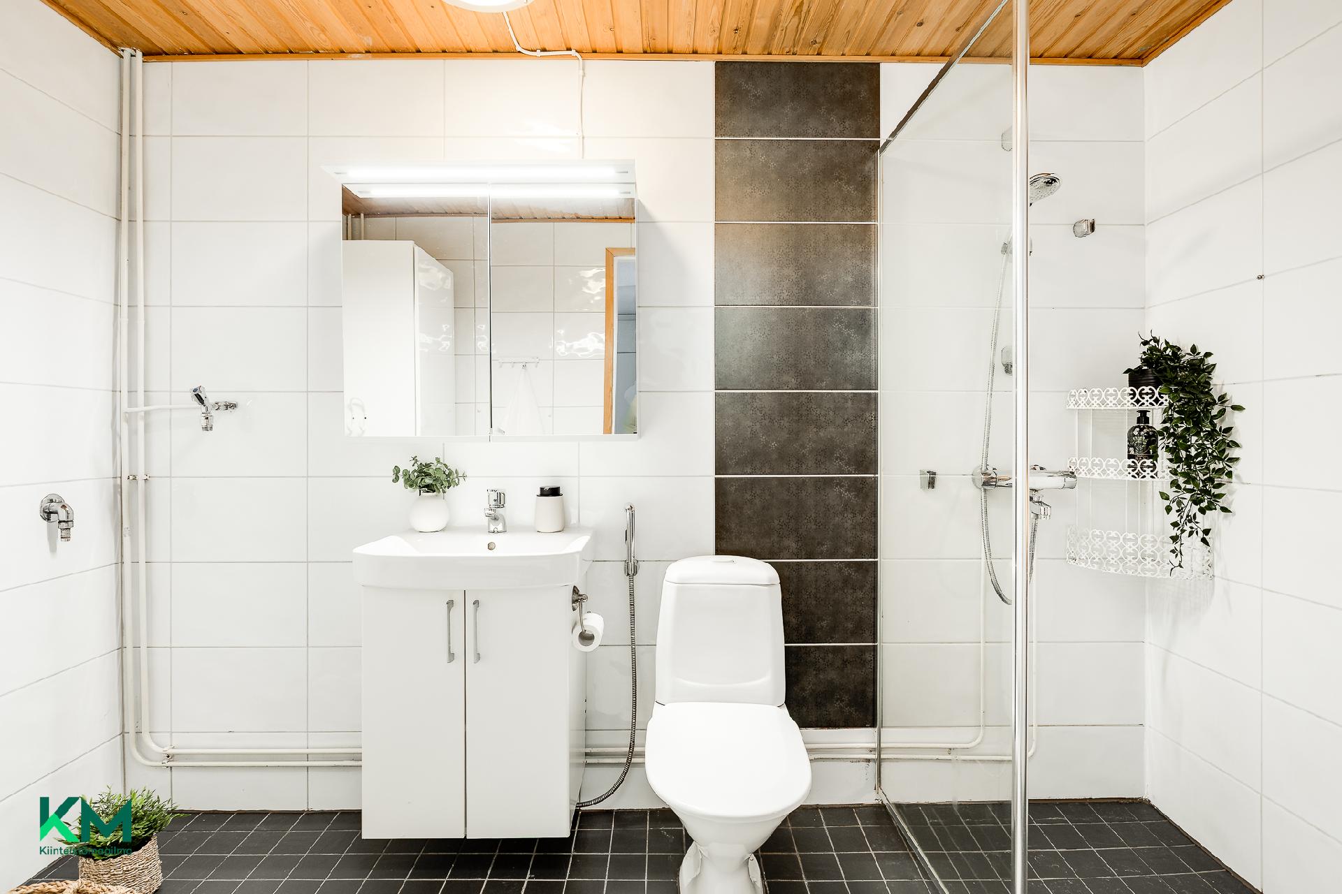 Tiilipellontie 5, Sarkkiranta, Kempele