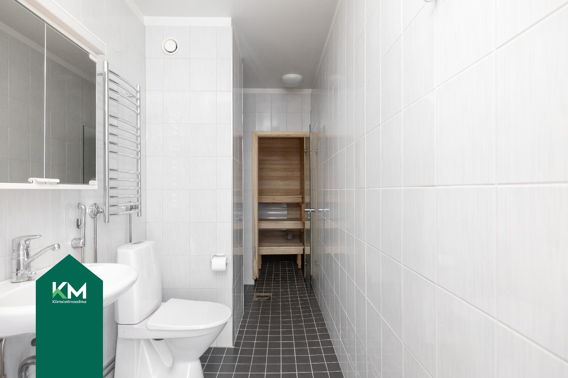 Kylpyhuoneet ja saunat uusittu taloyhtiössä 2016