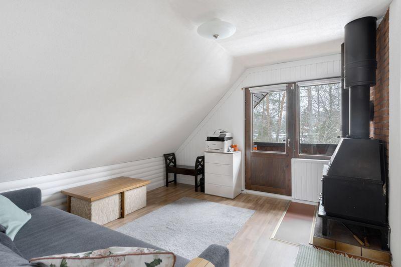 yläkerran takkahuone/saunatupa