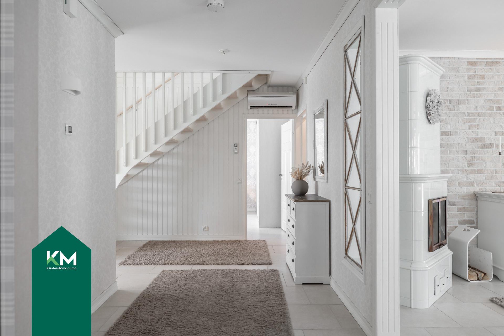 Mesipolku 6, Mäntykangas, Kotka