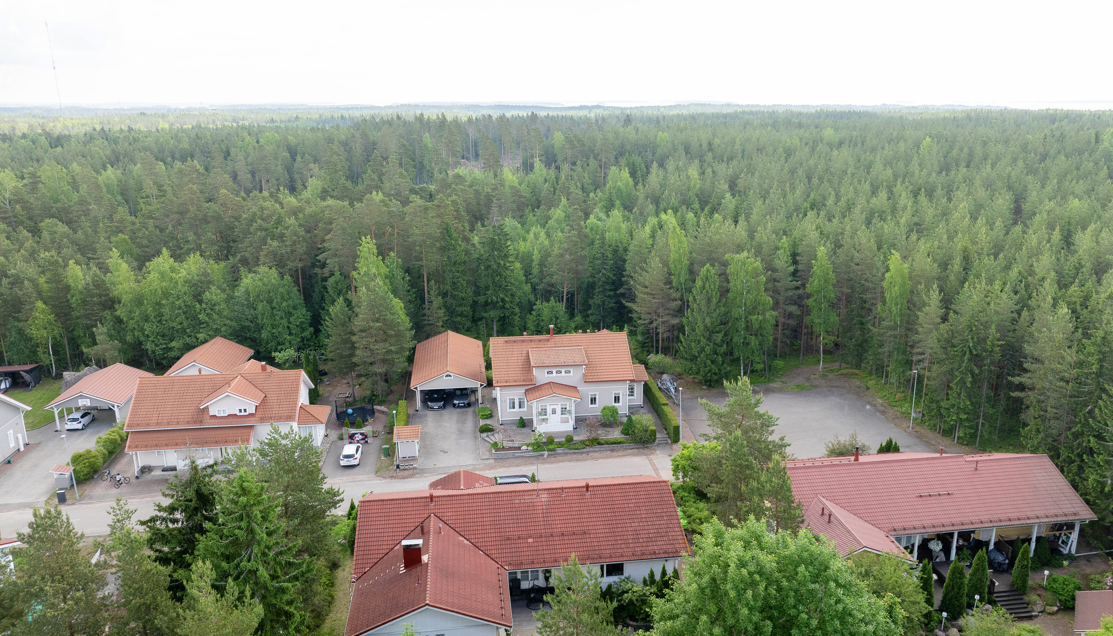 Mesipolku 6, Mäntykangas, Kotka