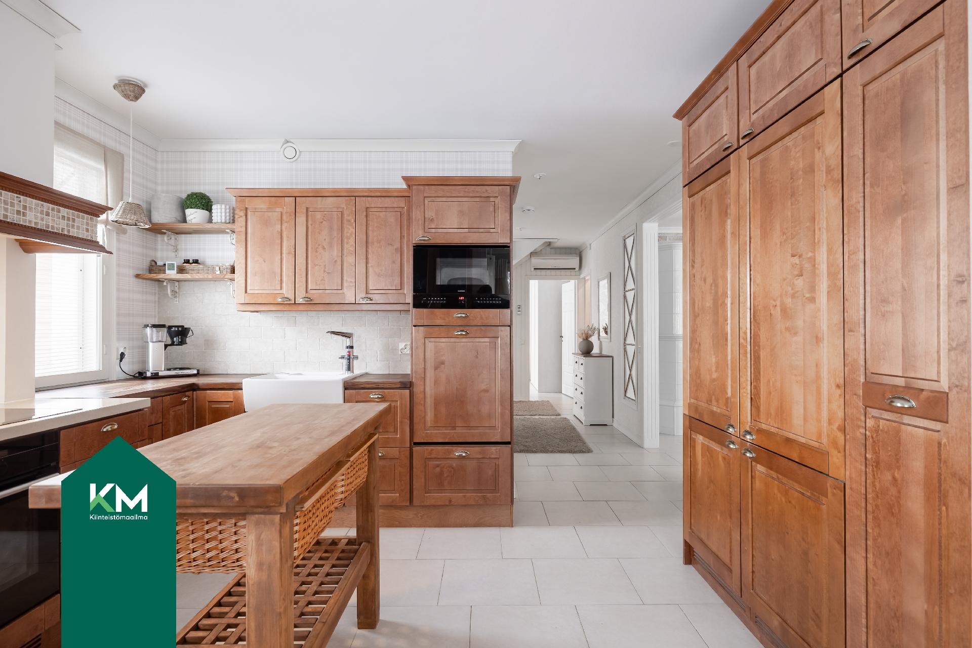 Mesipolku 6, Mäntykangas, Kotka