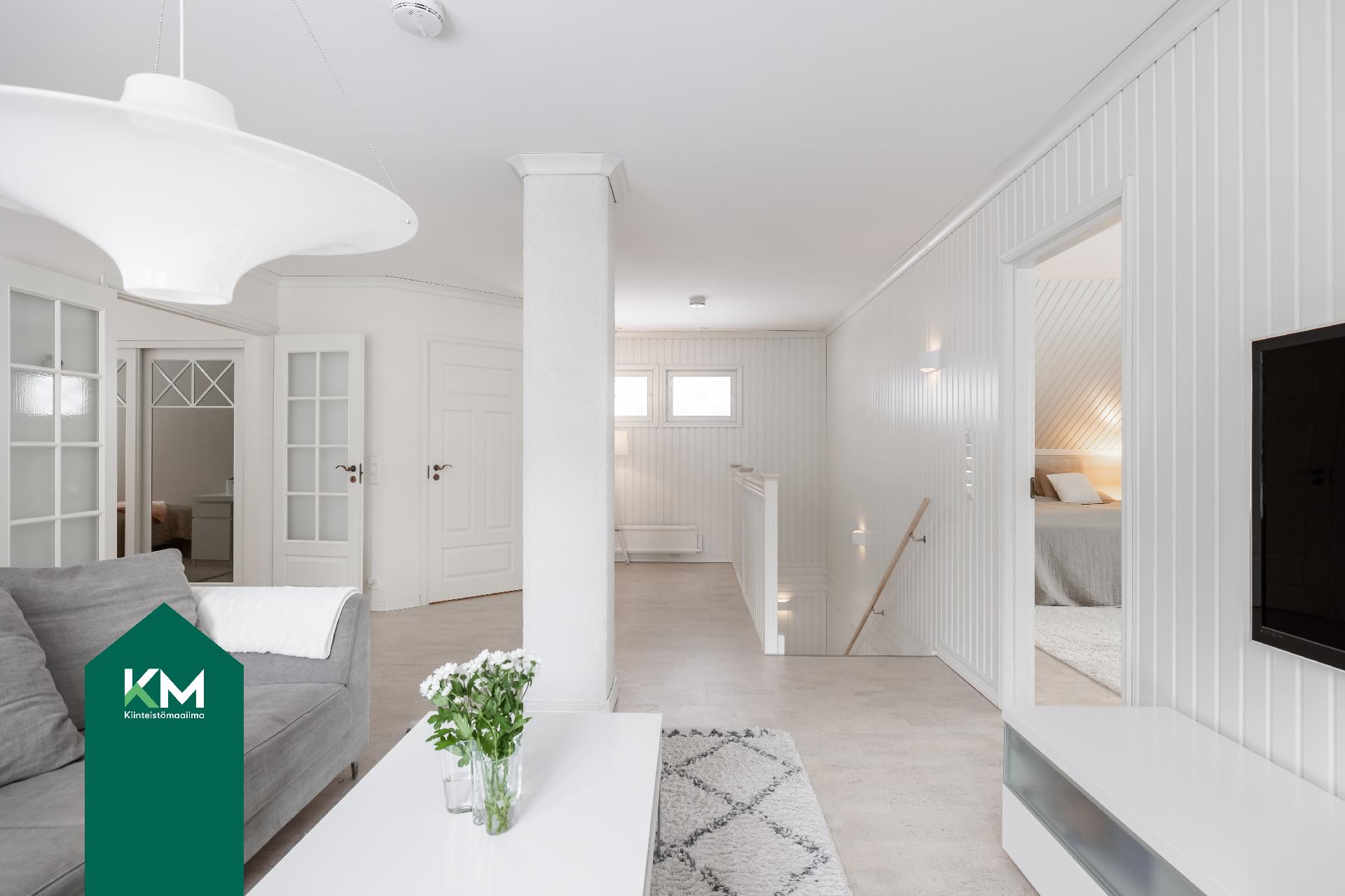 Mesipolku 6, Mäntykangas, Kotka