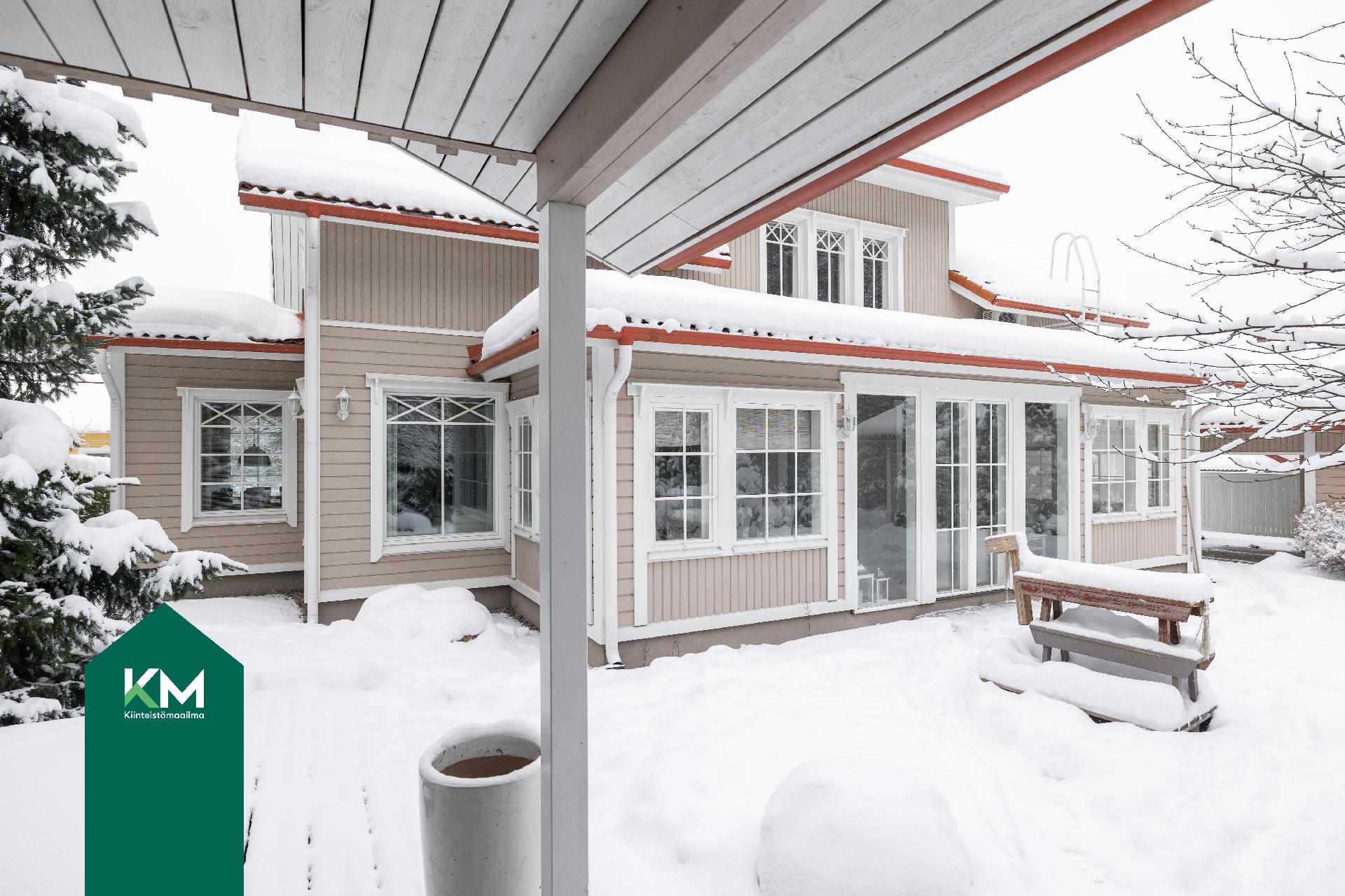 Mesipolku 6, Mäntykangas, Kotka