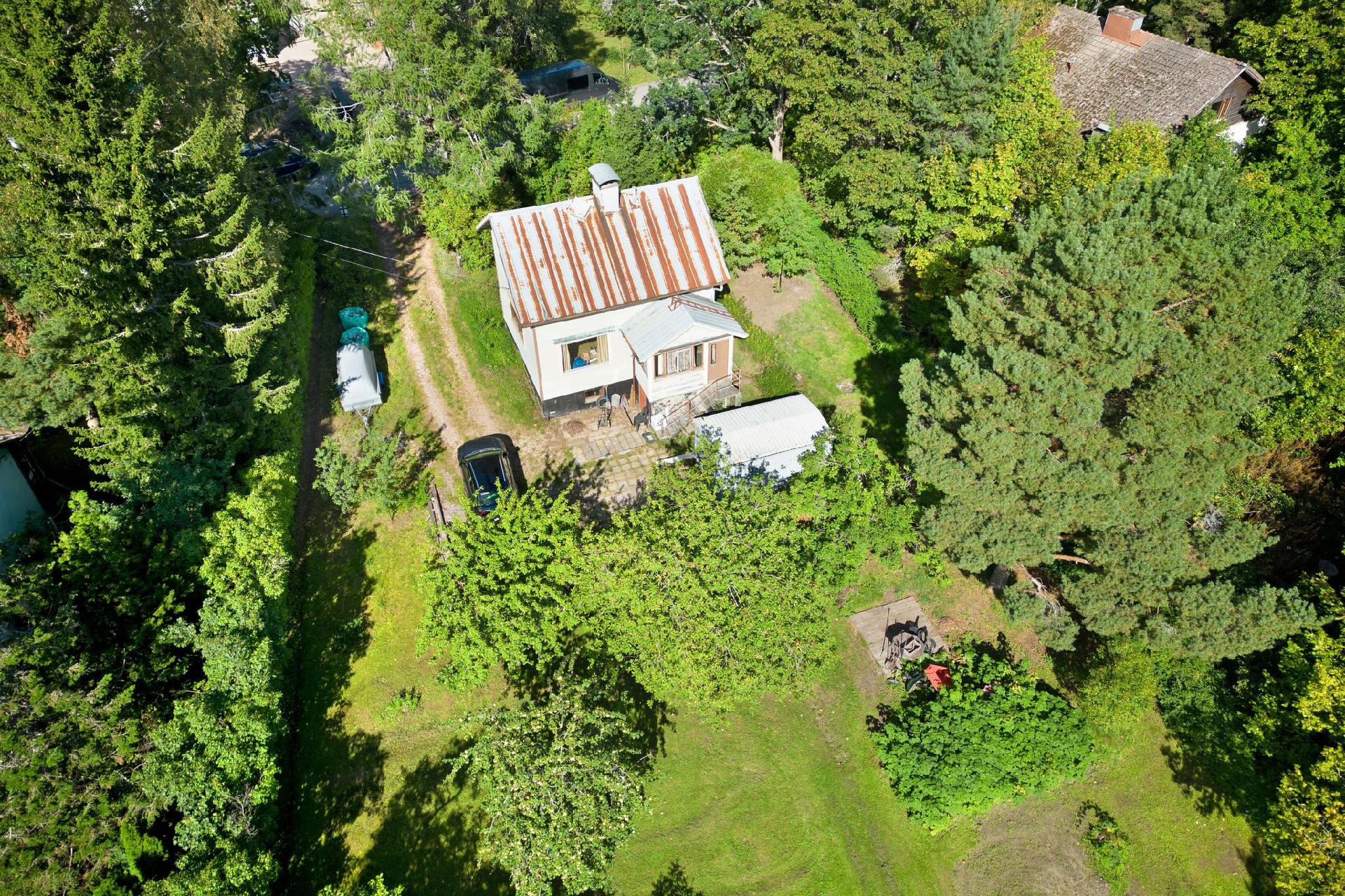 Kirkkonummentie 18, Friisinmäki, Espoo