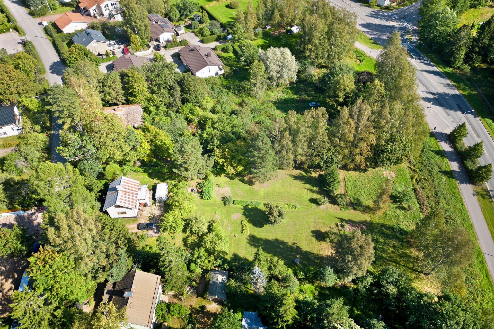 Kirkkonummentie 18, Friisinmäki, Espoo