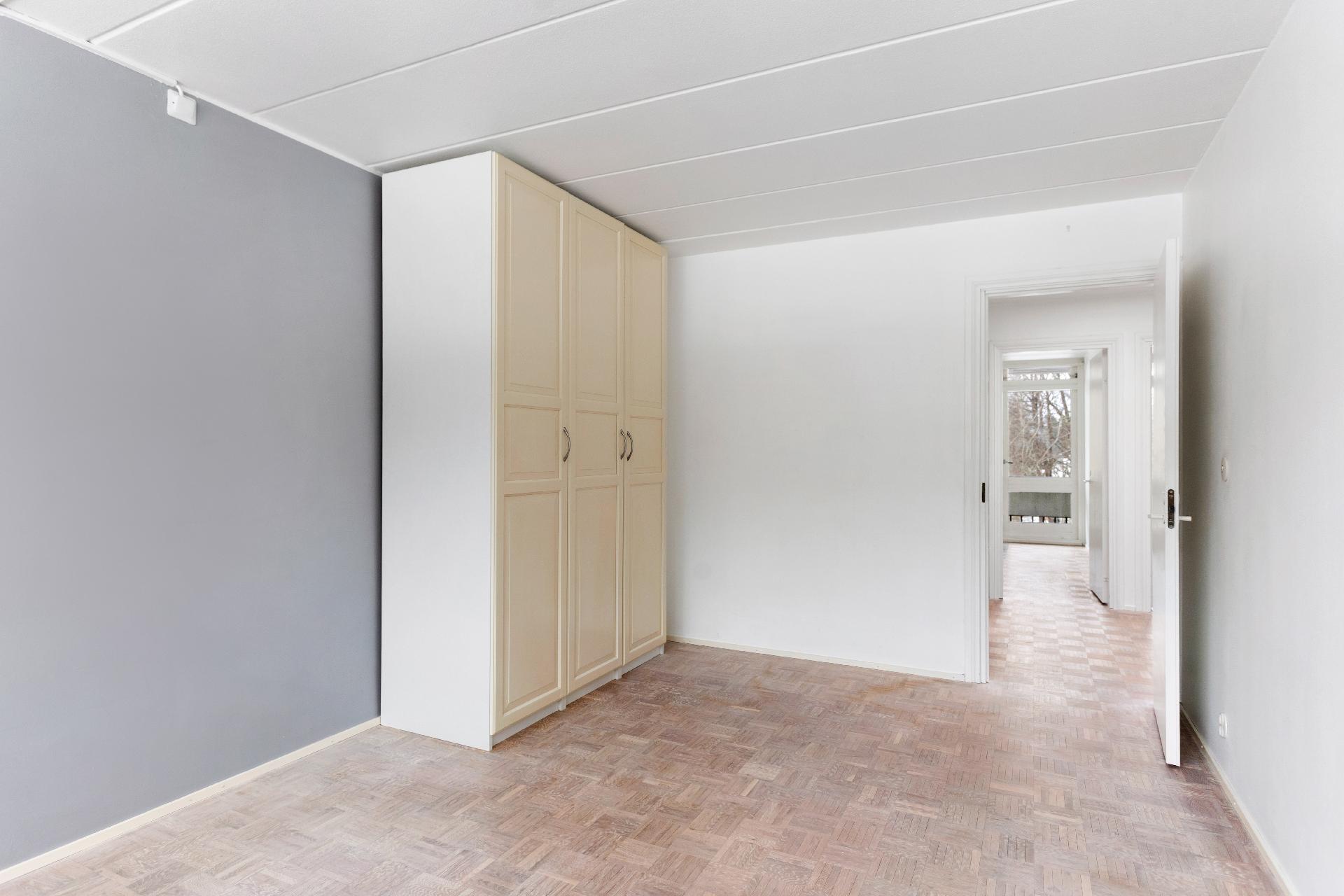 Iivisniemenaukio 4, Iivisniemi, Espoo