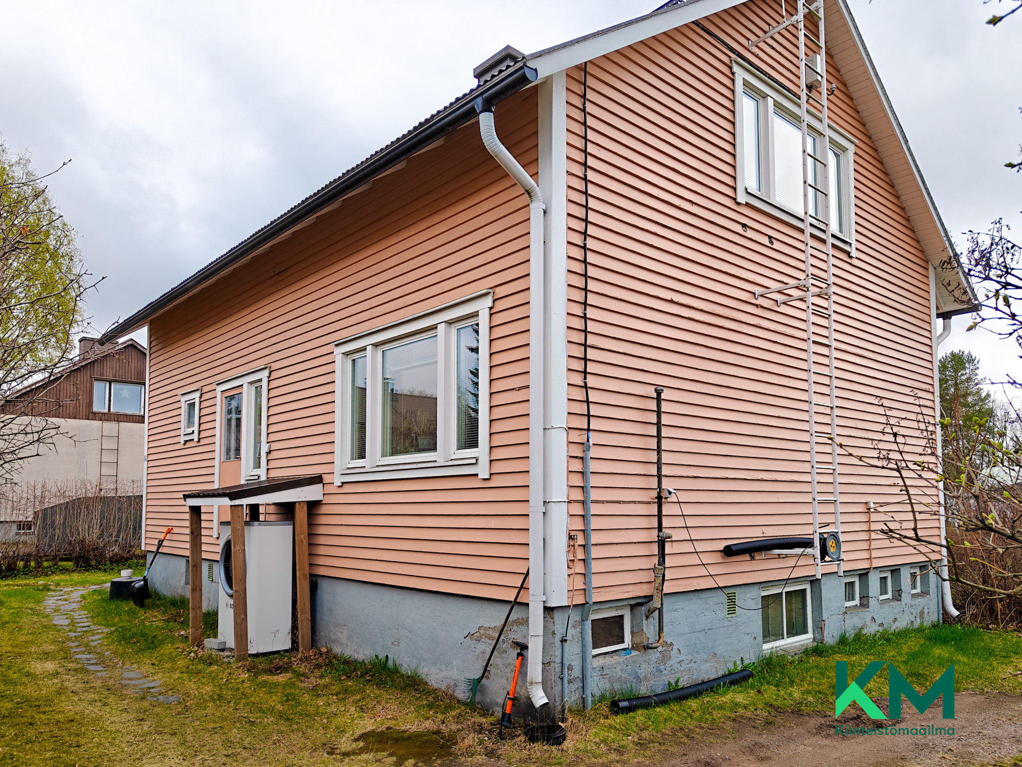 Hirvastie 8, Nätki, Savonlinna