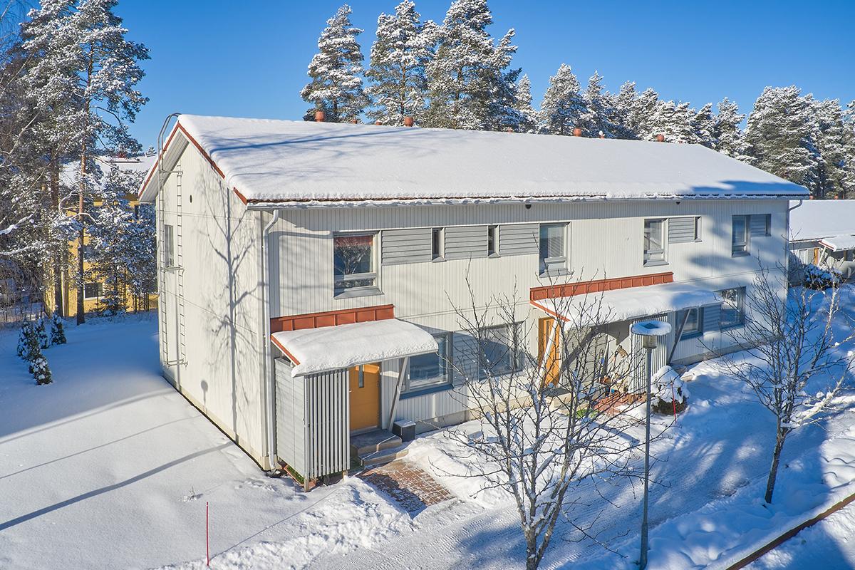 Rajavartiostonkatu 4, Ahtsalmi, Lohja