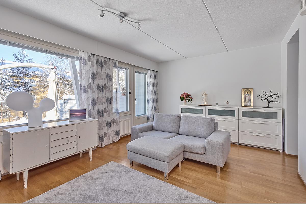 Rajavartiostonkatu 4, Ahtsalmi, Lohja