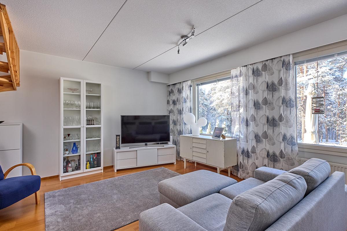 Rajavartiostonkatu 4, Ahtsalmi, Lohja