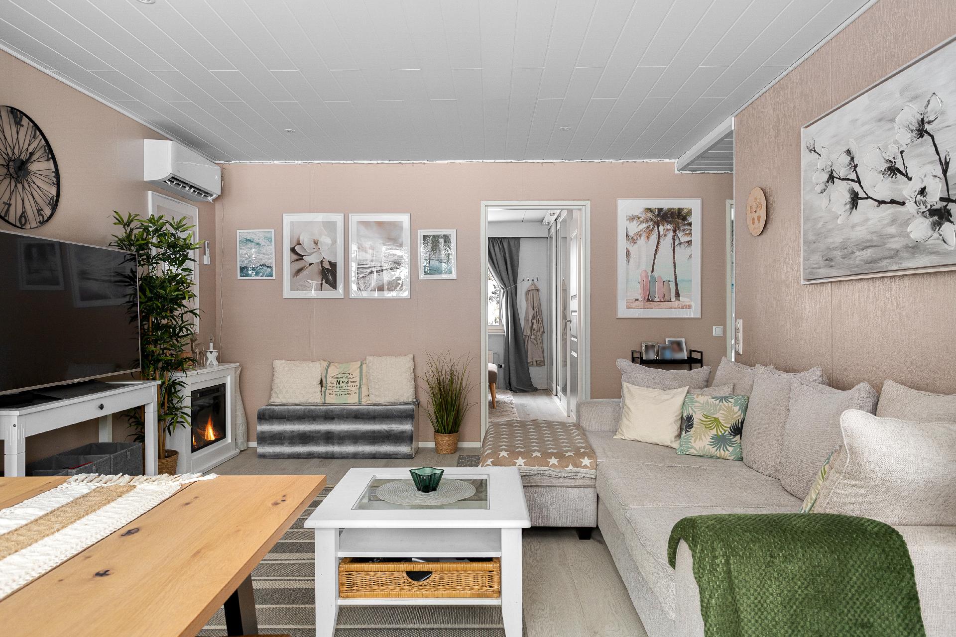 Talvikkitie 24, Ojaniitty, Kouvola