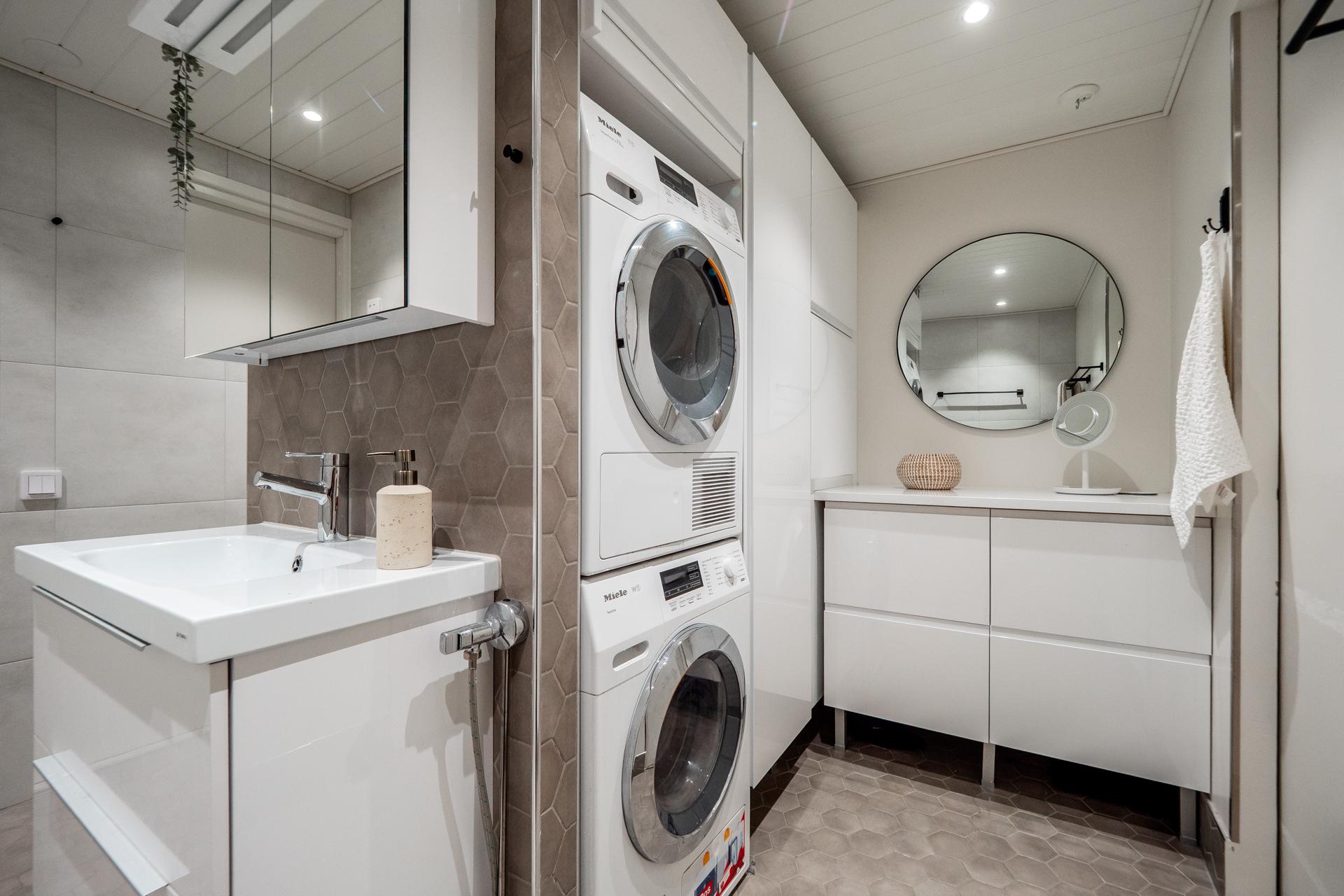 Asemakatu 24, Keskusta, Oulu