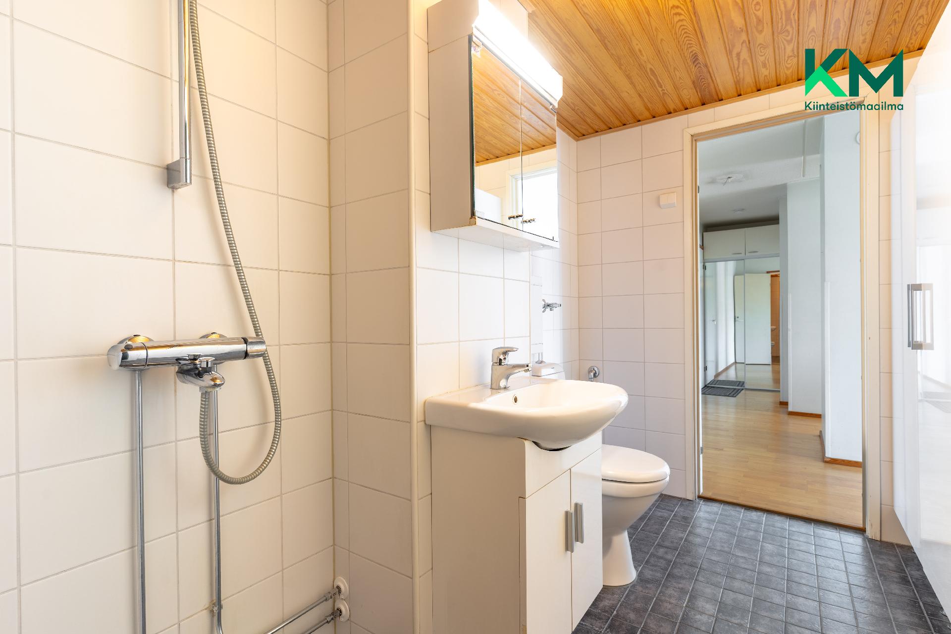 Haapatie 25, Koivukylä, Vantaa