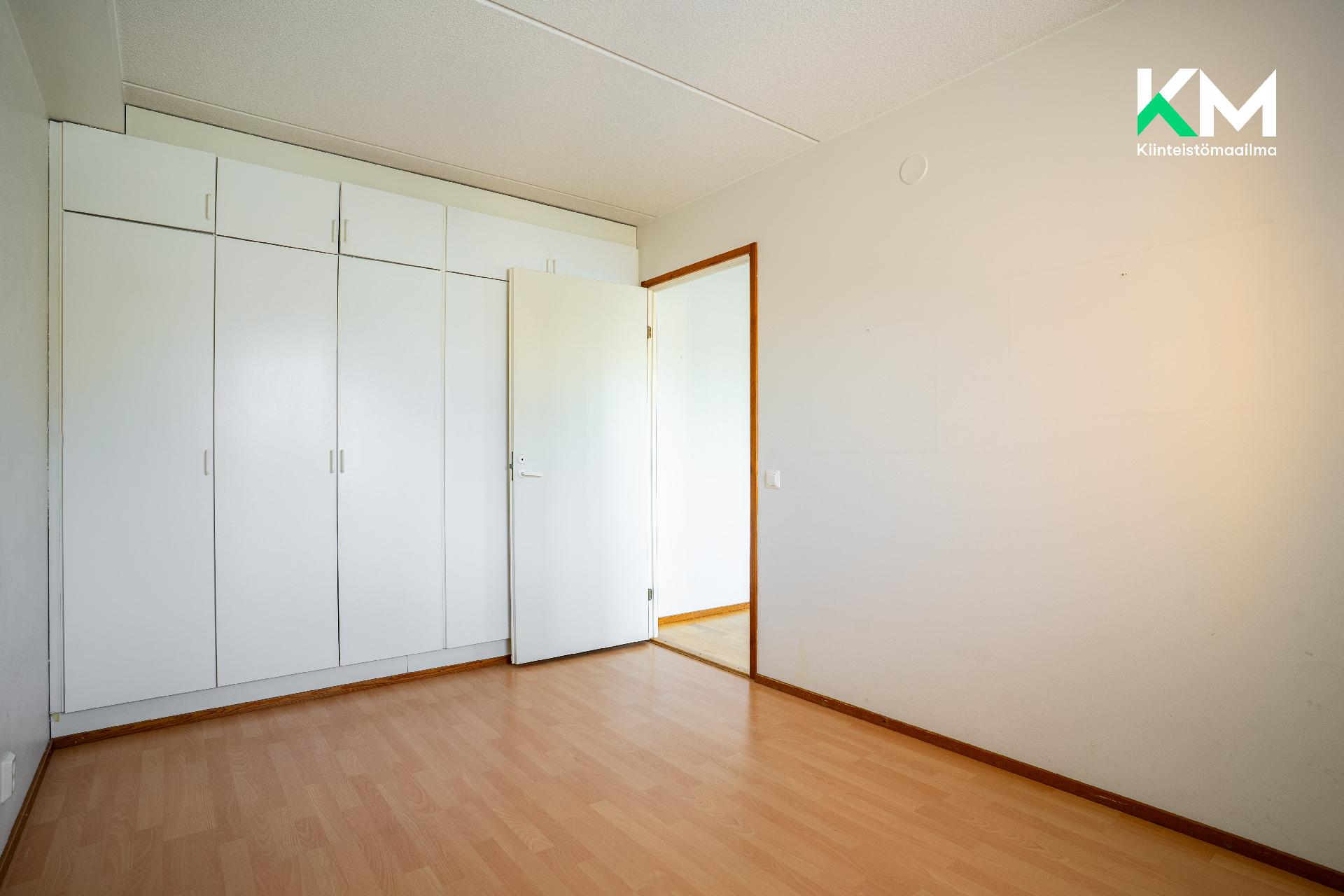 Haapatie 25, Koivukylä, Vantaa