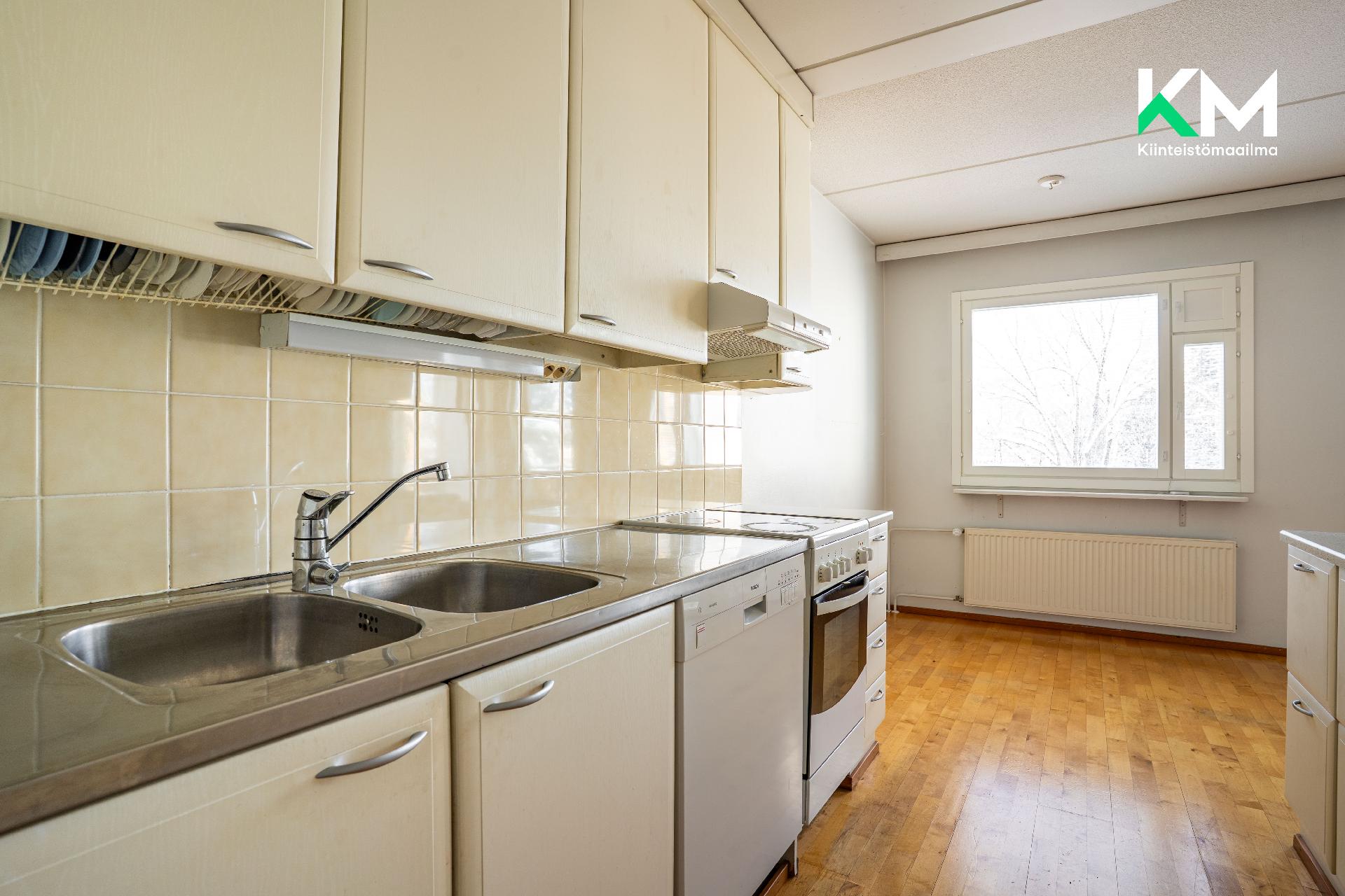 Haapatie 25, Koivukylä, Vantaa