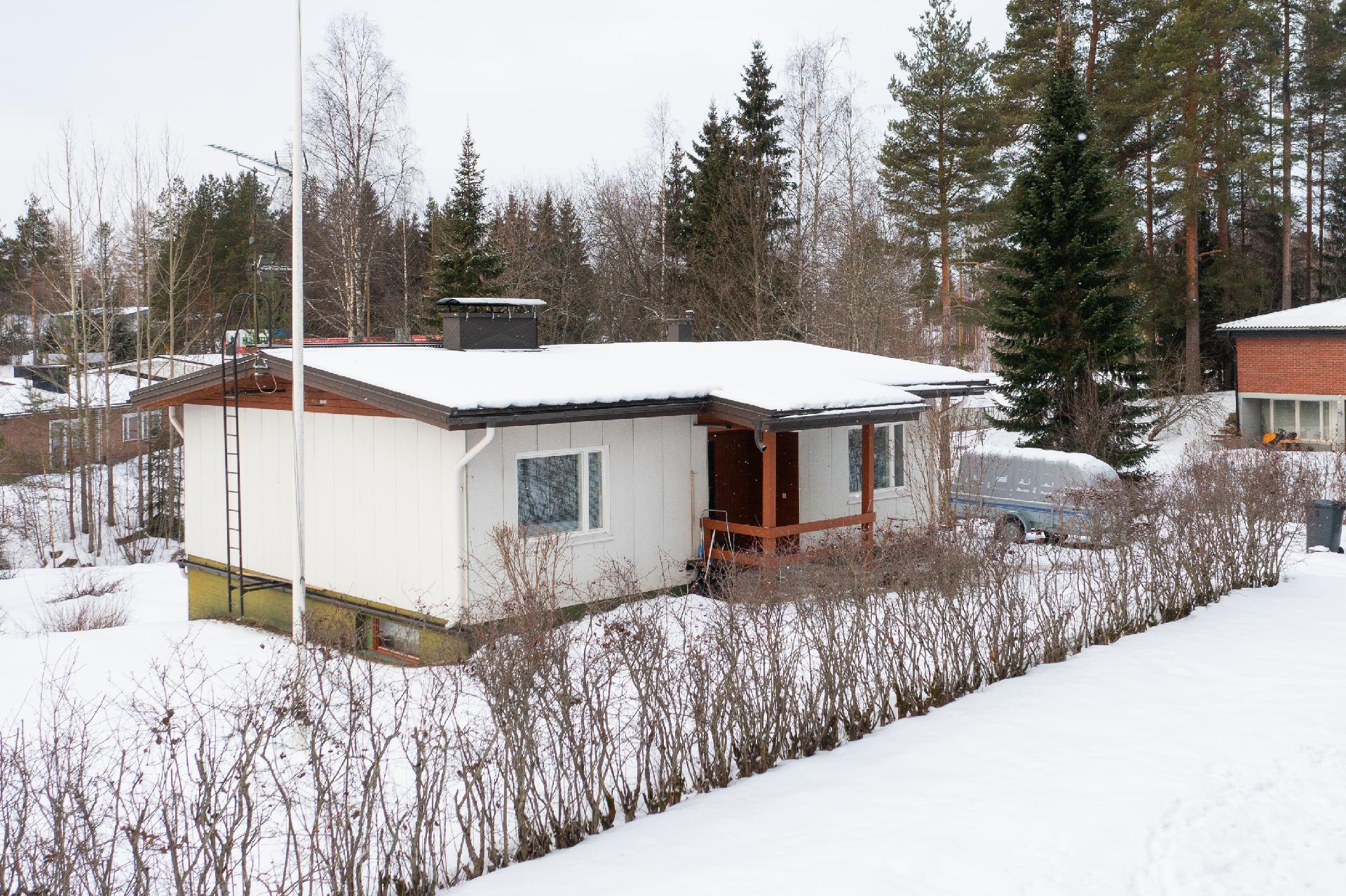 Susitie 9, Petäjävesi, Petäjävesi