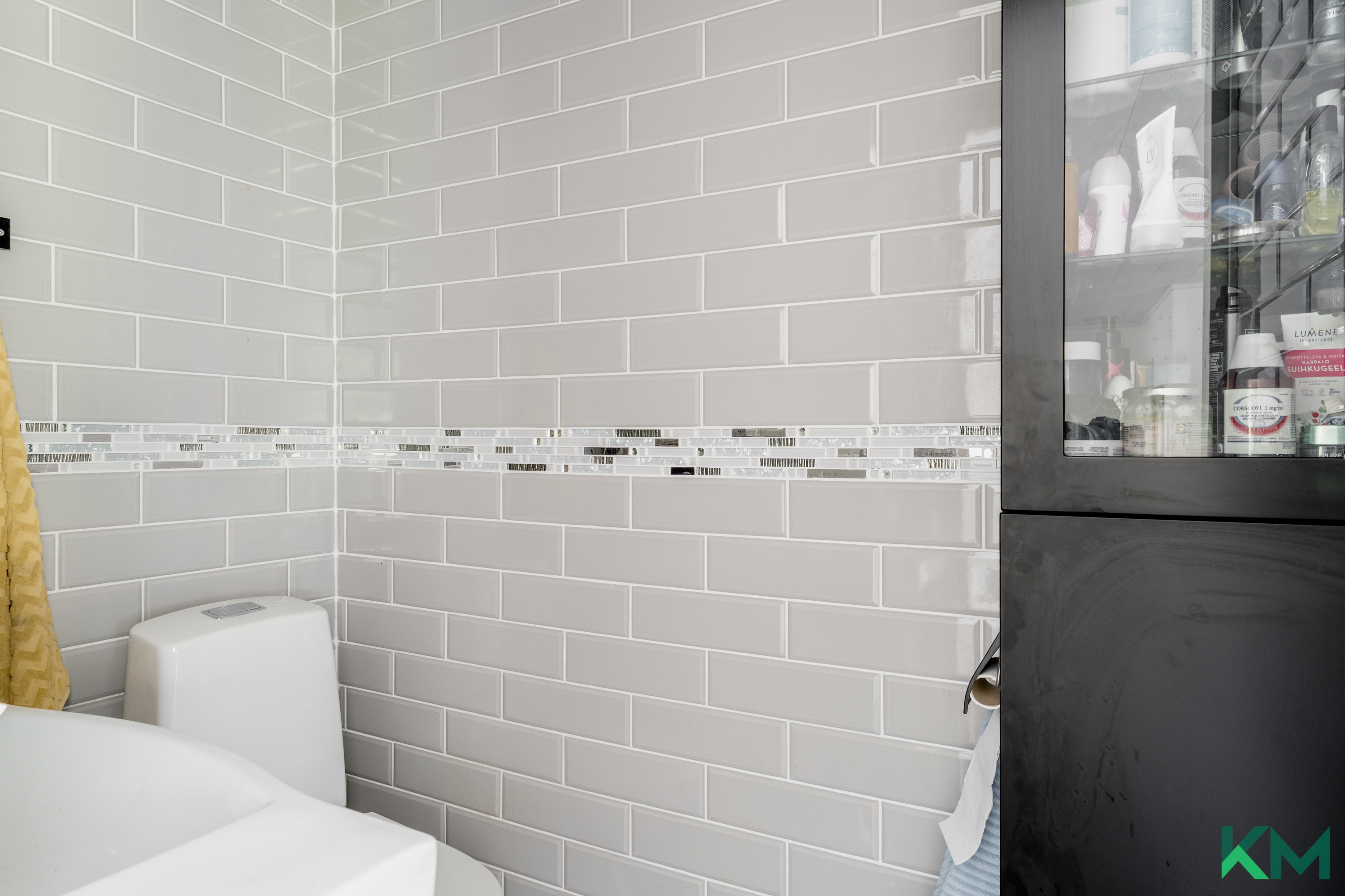 Yläkerran erillis wc