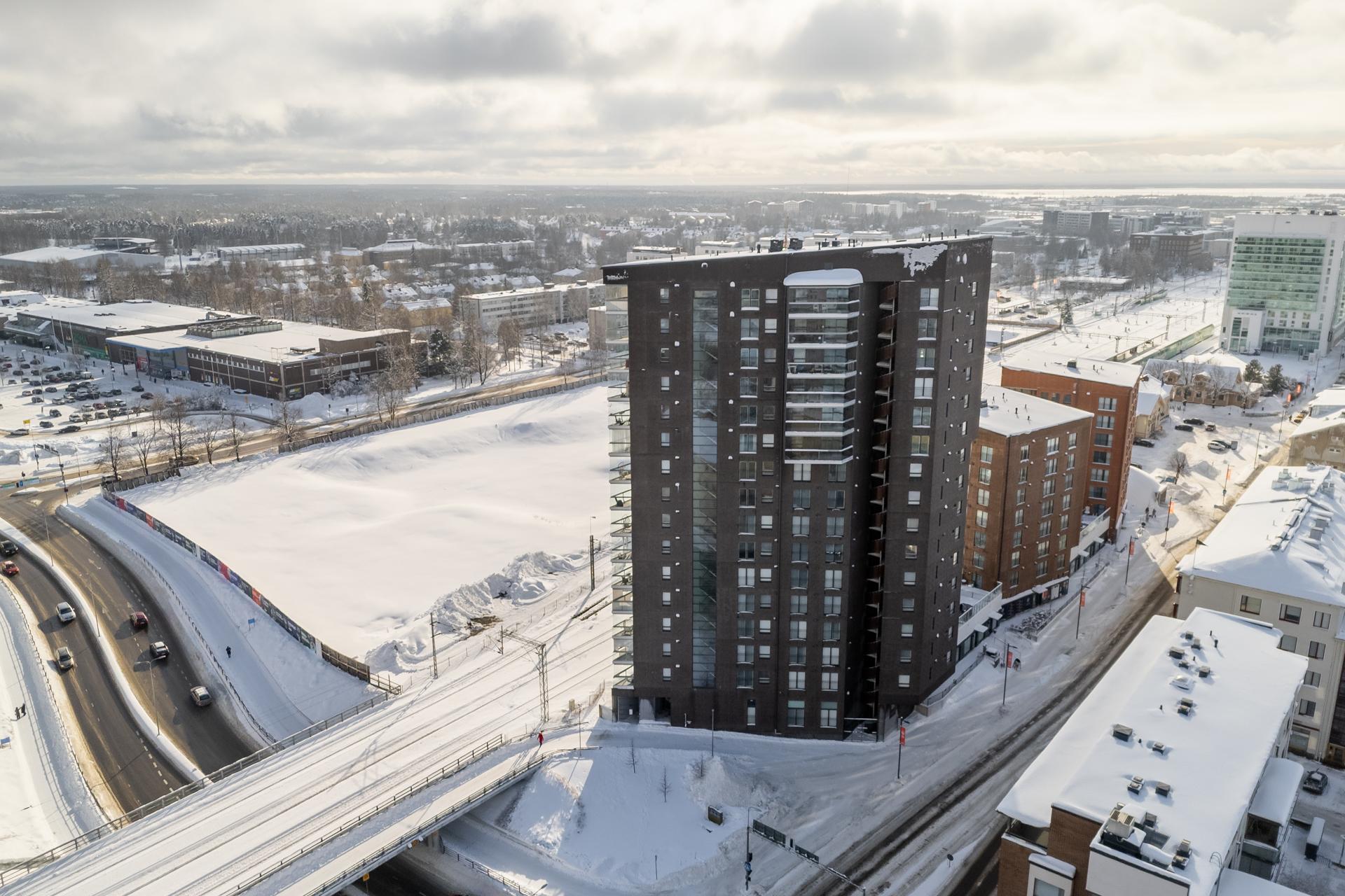 Rautatienkatu 1, Keskusta, Oulu