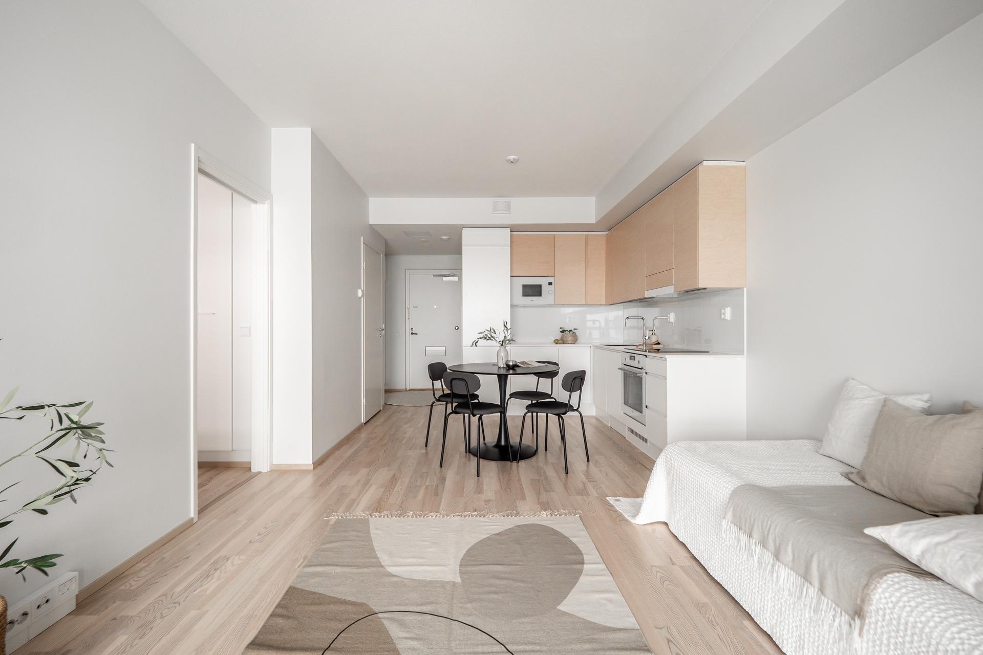 Rautatienkatu 1, Keskusta, Oulu